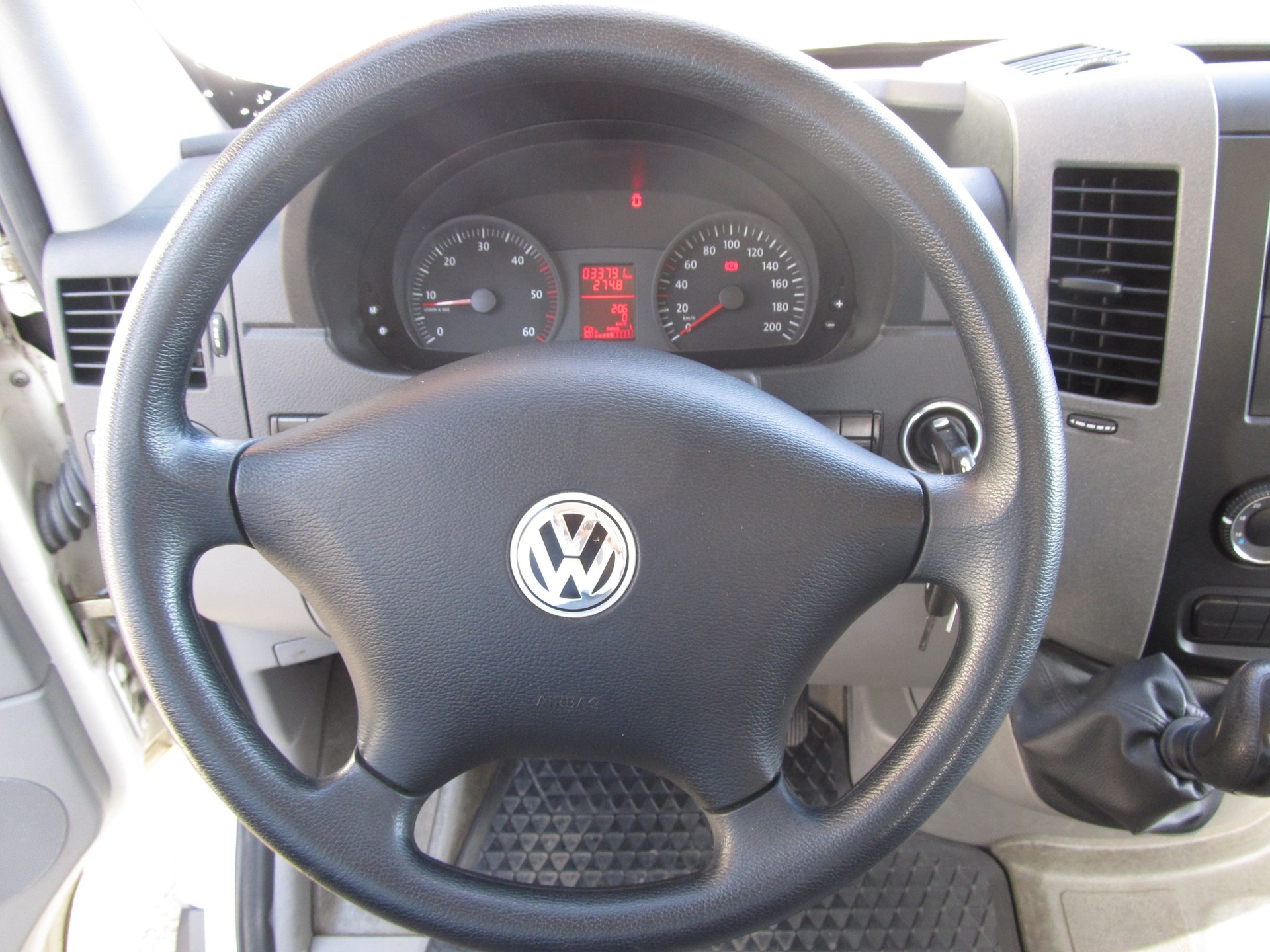 VW Crafter 35 2.5 TDI 109 PS-image-2