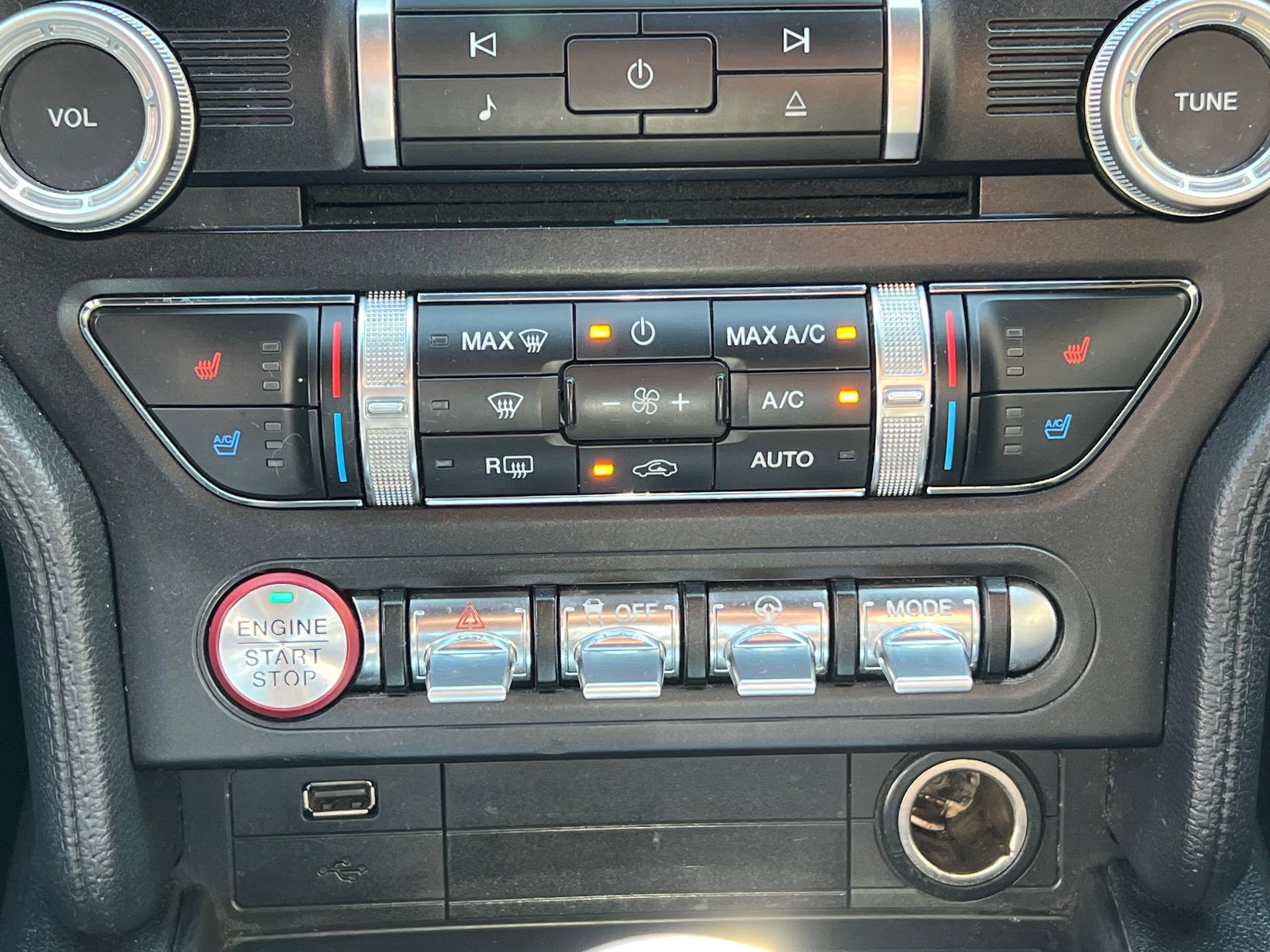 FORD Mustang Fastback 5.0 V8 GT 55 Automat-image-20