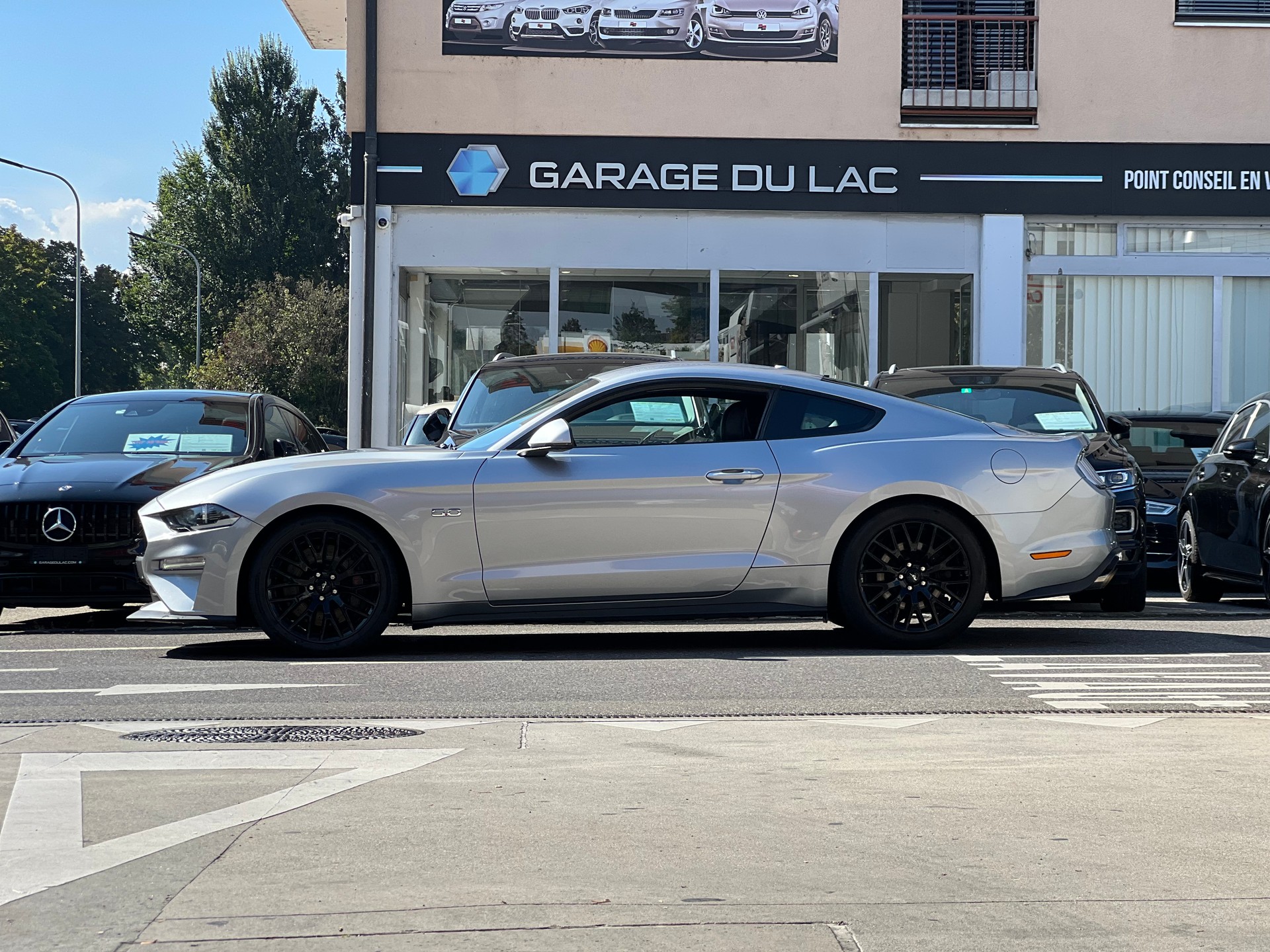 FORD Mustang Fastback 5.0 V8 GT 55 Automat-image-5