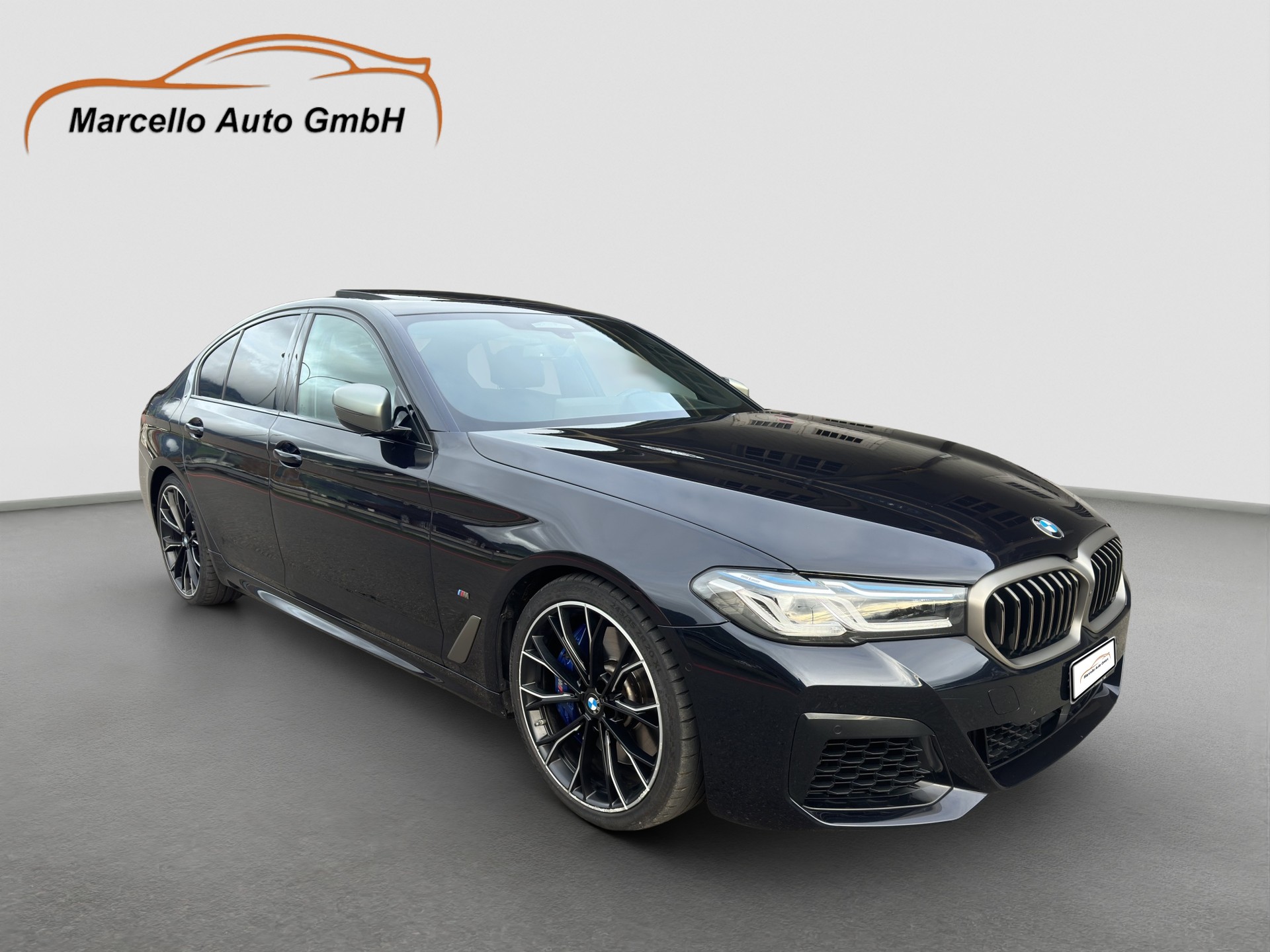 BMW M550i xDrive Steptronic-image-2