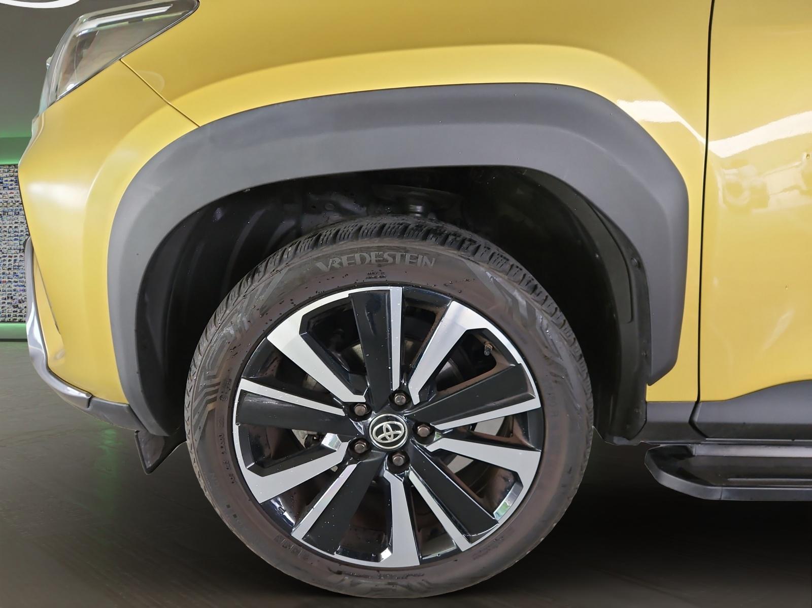 TOYOTA Yaris Cross 1.5 VVT-i HSD Premiere Edition AWD-i-image-5