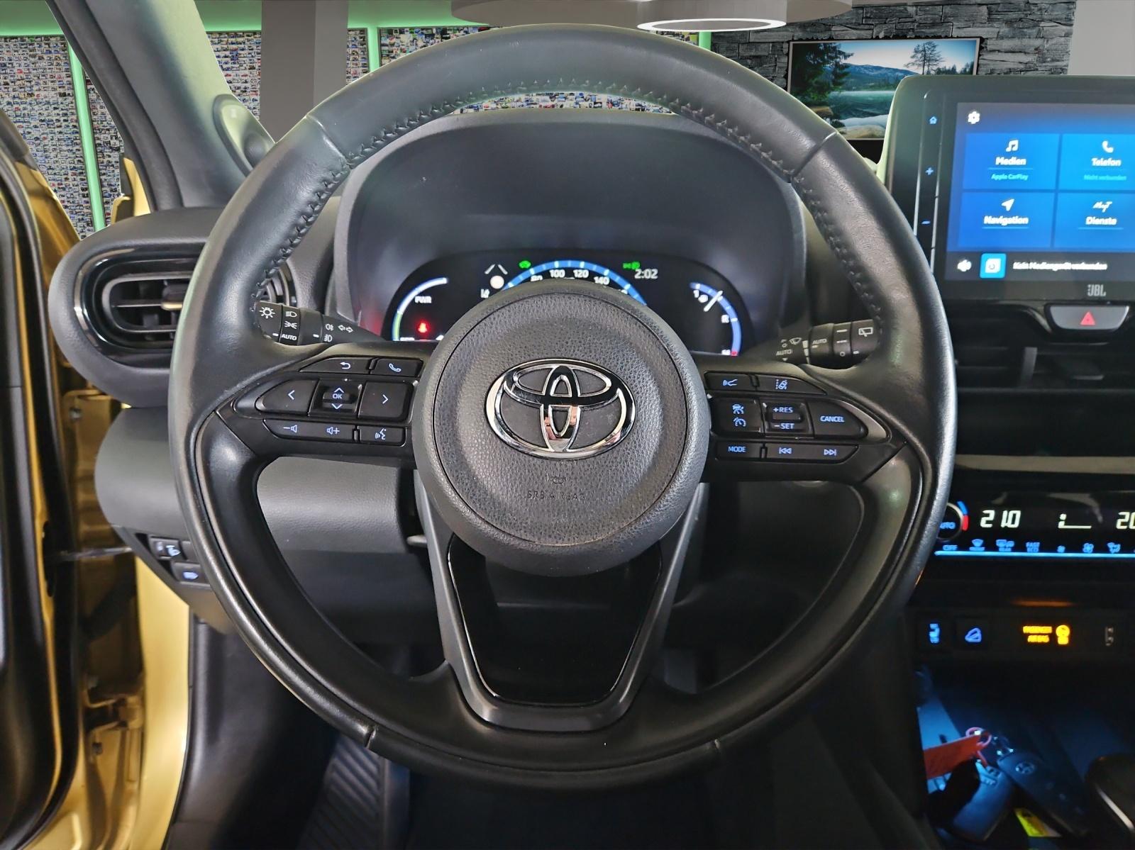 TOYOTA Yaris Cross 1.5 VVT-i HSD Premiere Edition AWD-i-image-10