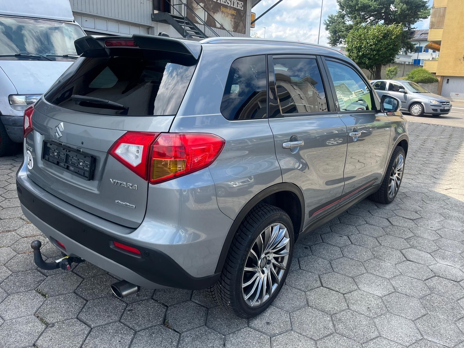 SUZUKI Vitara 1.4 Boosterjet Sergio Cellano Top Automatic-showroom-element-3
