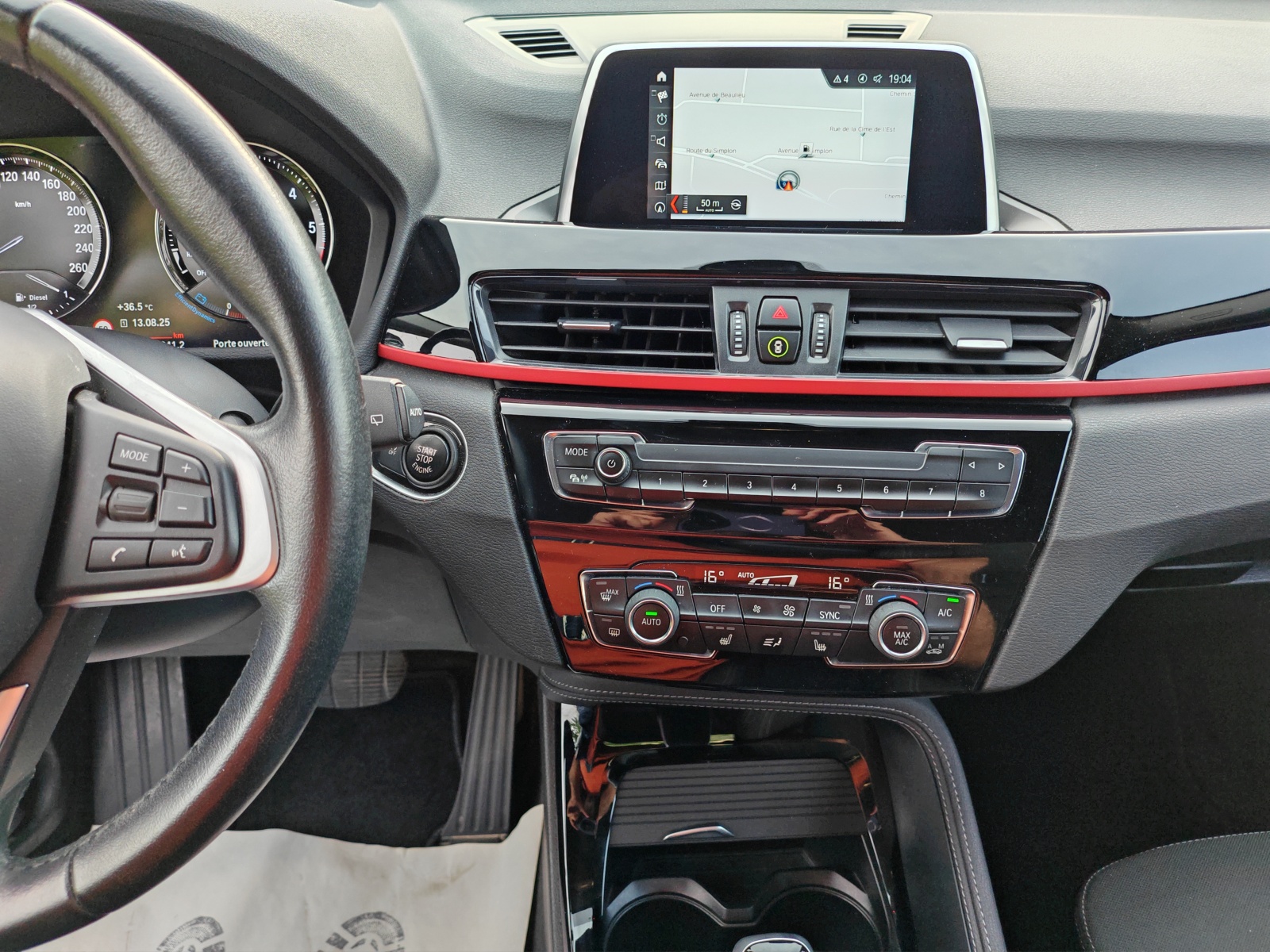BMW X1 xDrive 18d Sport Line Steptronic [Expertise du jour + Garantie 12 mois + Service & Immat. Offerts]-image-13