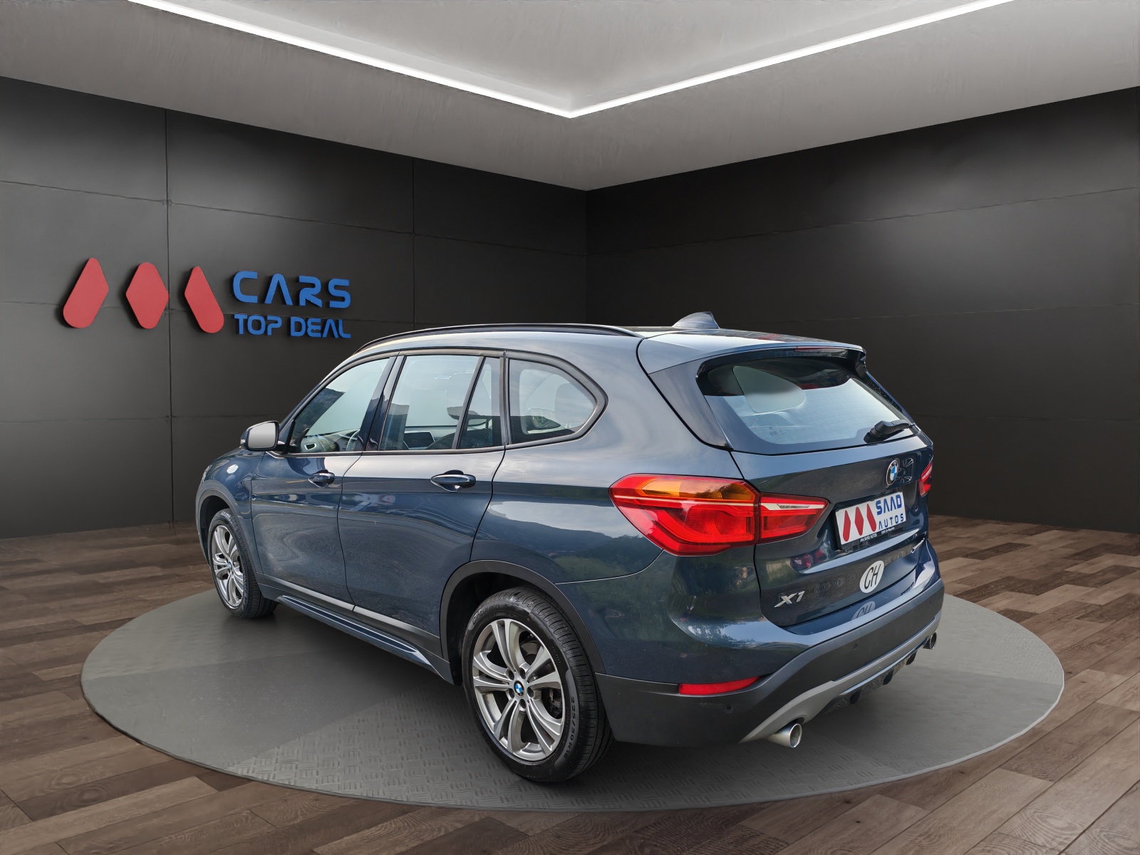 BMW X1 xDrive 18d Sport Line Steptronic [Expertise du jour + Garantie 12 mois + Service & Immat. Offerts]-showroom-element-3