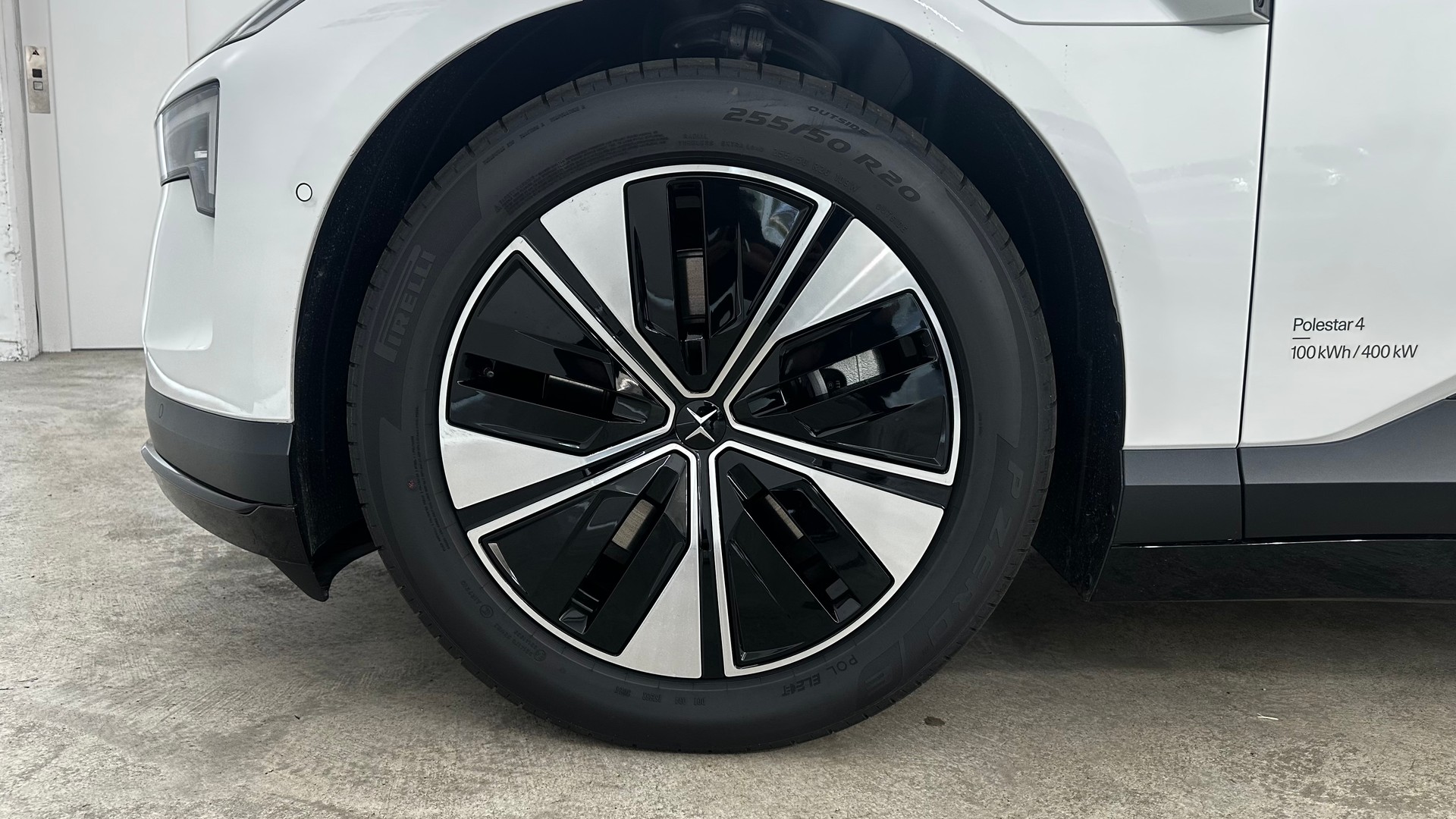 POLESTAR 4 Long Range Dual Motor Prime-image-7