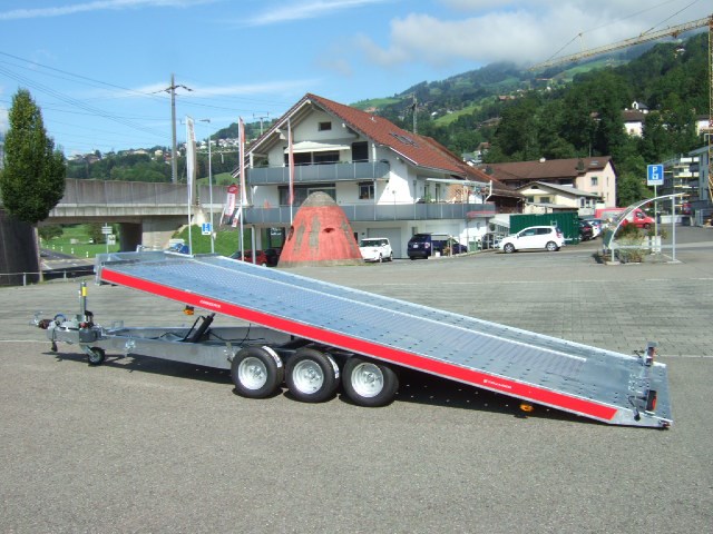TEMARED Carkeeper 4820/3 3500Kg mittig Riffelblech-image-0