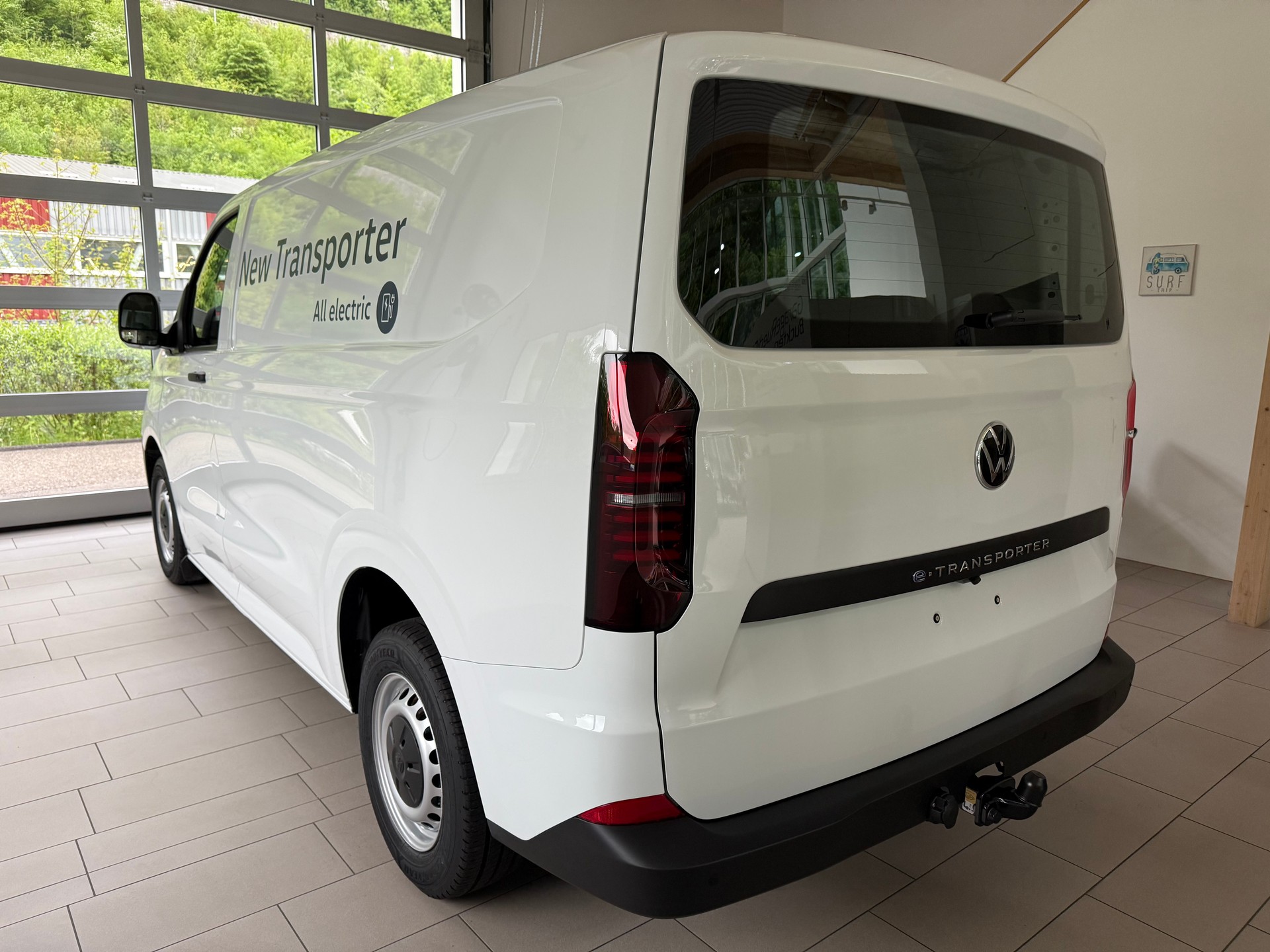 VW Transporter KaWa 218PS 64/83 kWh E-Motor-image-3