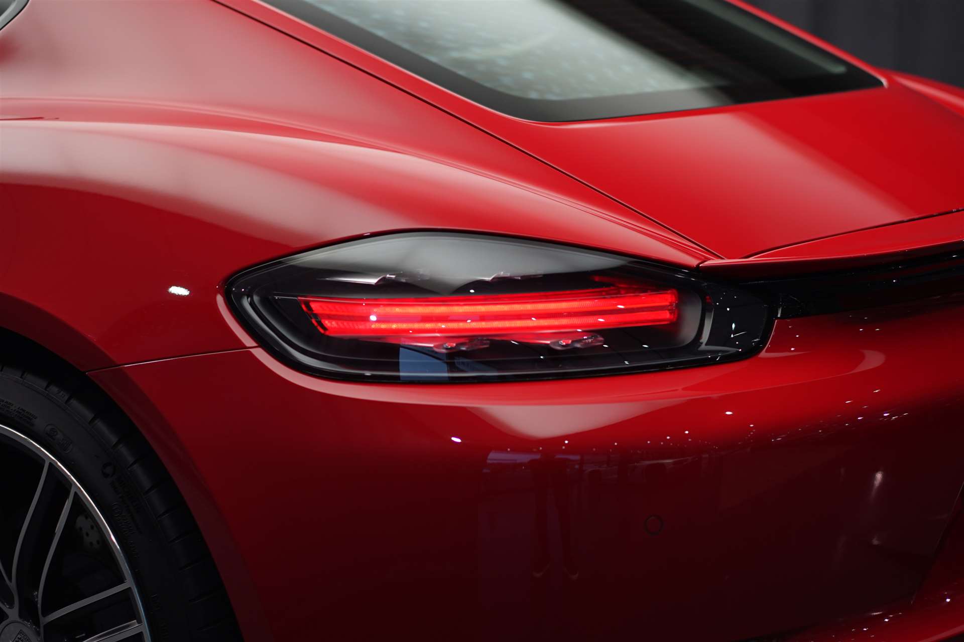 PORSCHE 718 Cayman 2.0 PDK *CH-Fahrzeug* *Indischrot* *Naturleder Espresso*-image-12
