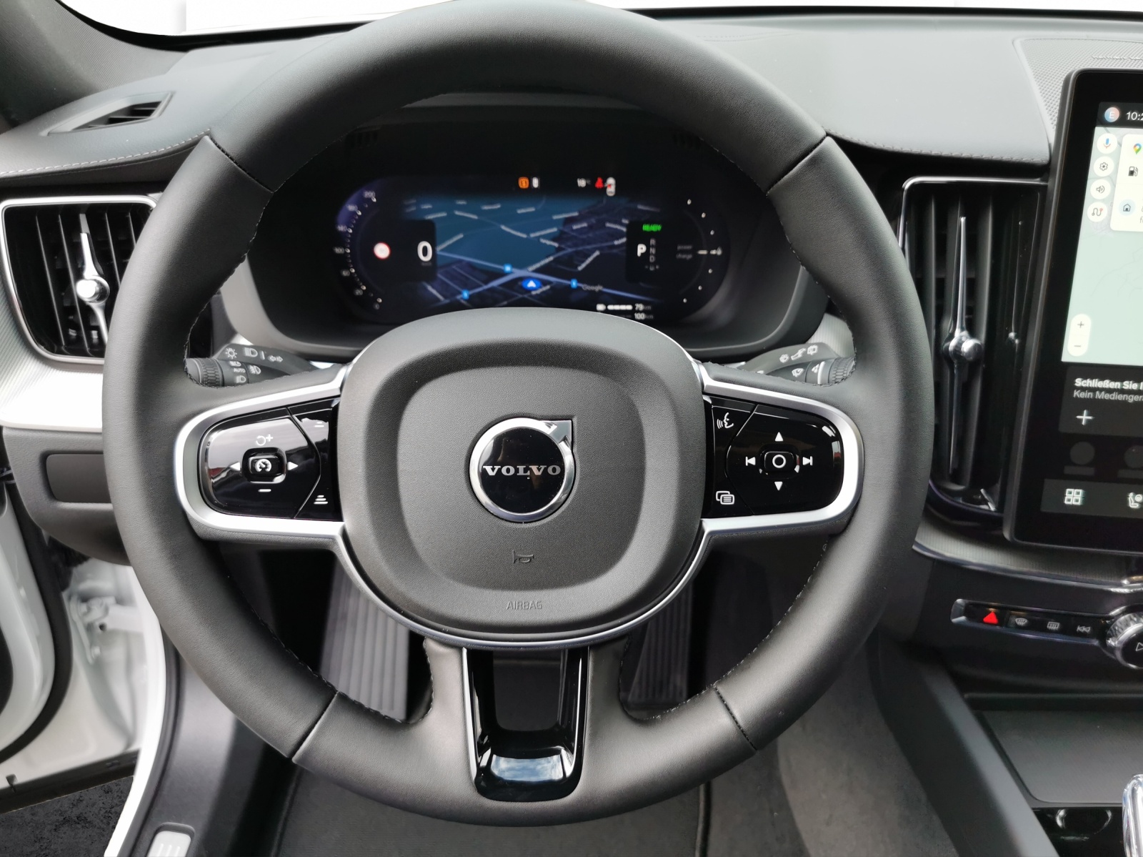 VOLVO XC60 2.0 T8 TE Black Edition eAWD-image-10
