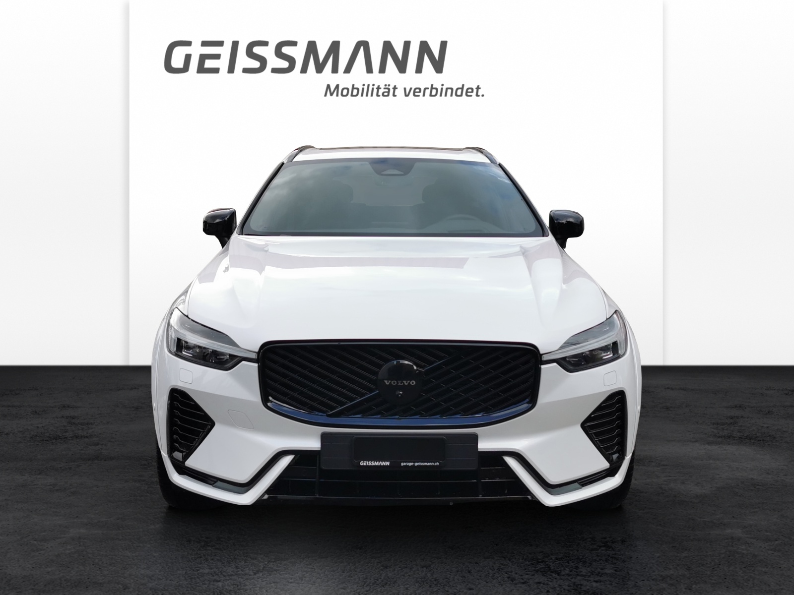 VOLVO XC60 2.0 T8 TE Black Edition eAWD-image-6