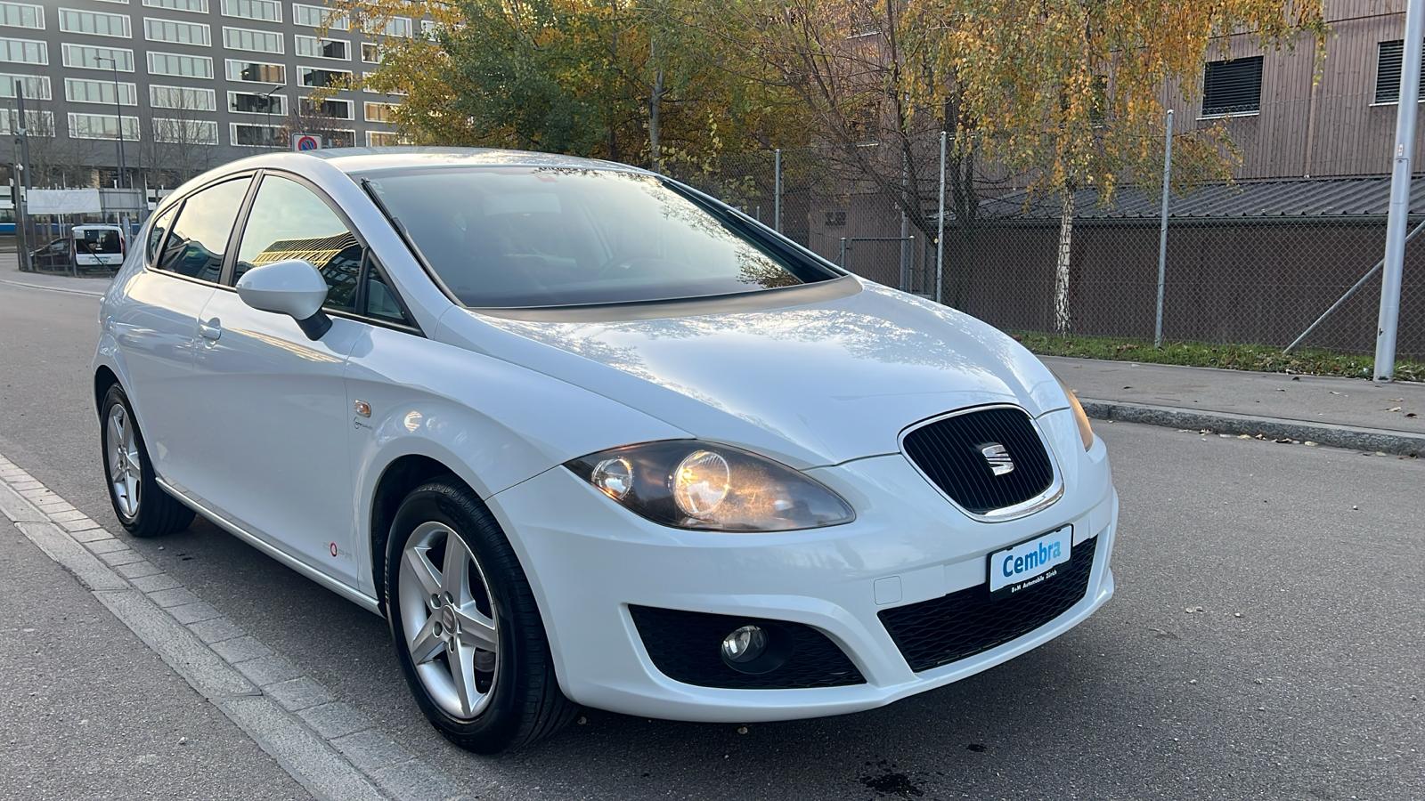 SEAT Leon 1.6 TDI COPA Reference-image-2