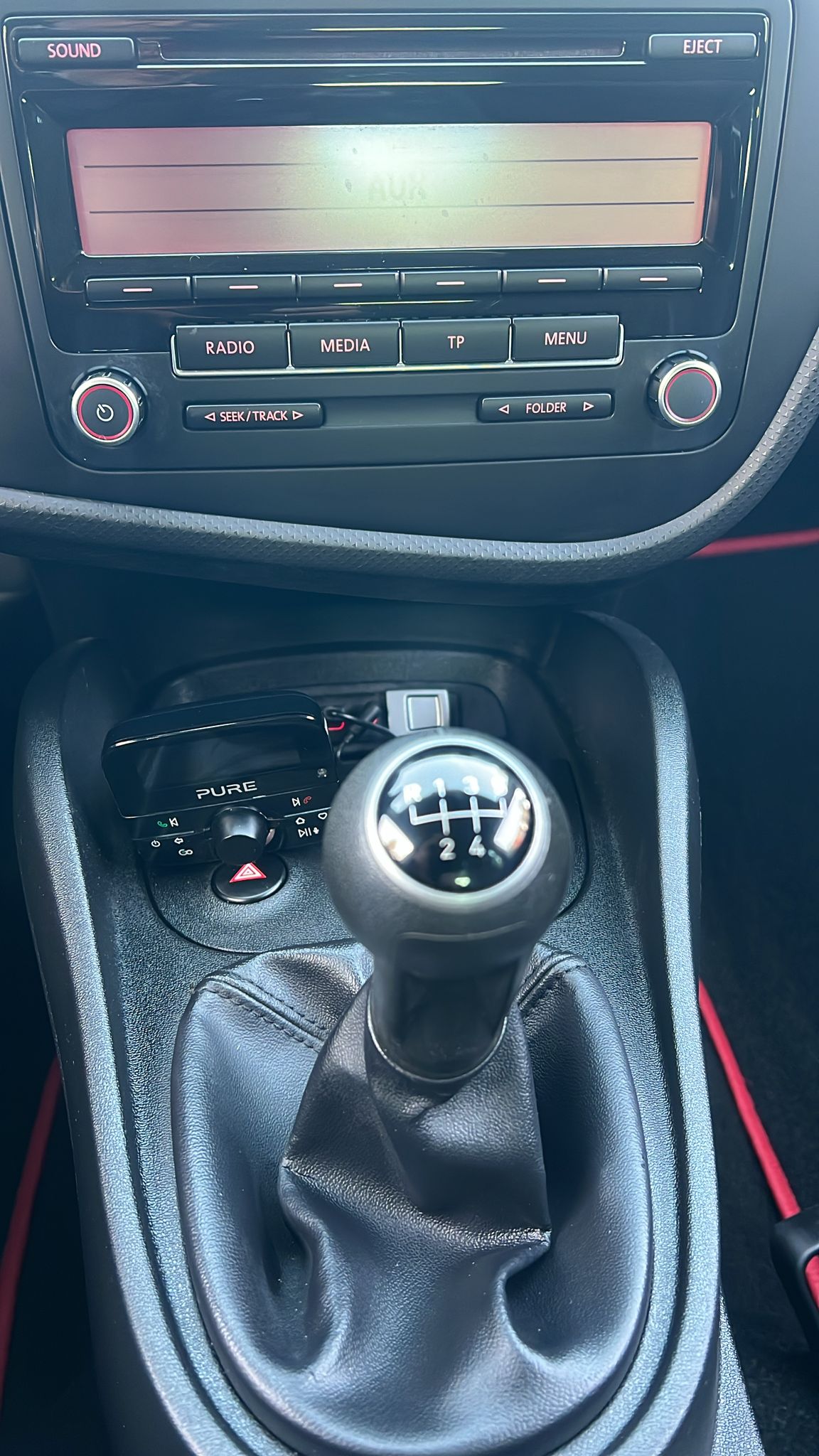 SEAT Leon 1.6 TDI COPA Reference-image-12