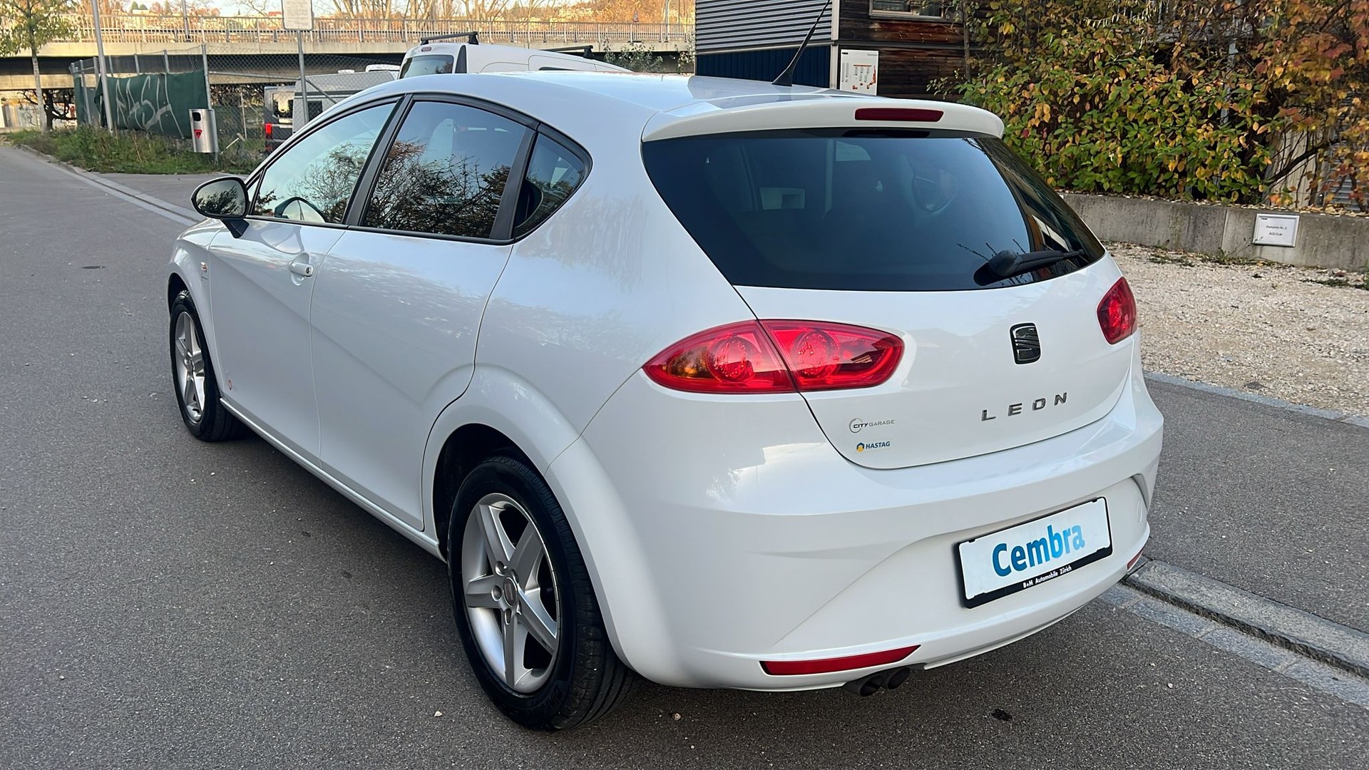 SEAT Leon 1.6 TDI COPA Reference-image-3