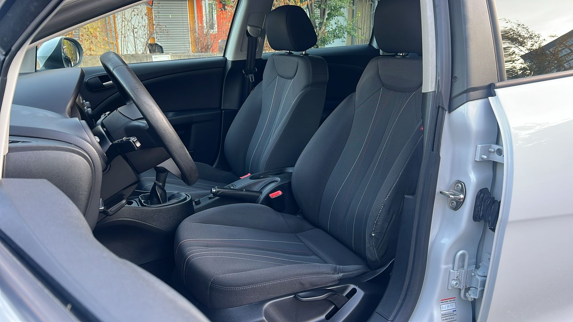 SEAT Leon 1.6 TDI COPA Reference-image-11