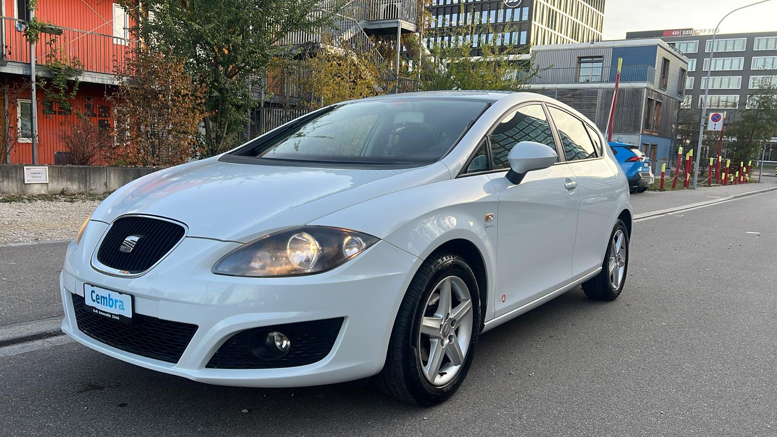SEAT Leon 1.6 TDI COPA Reference-image-0