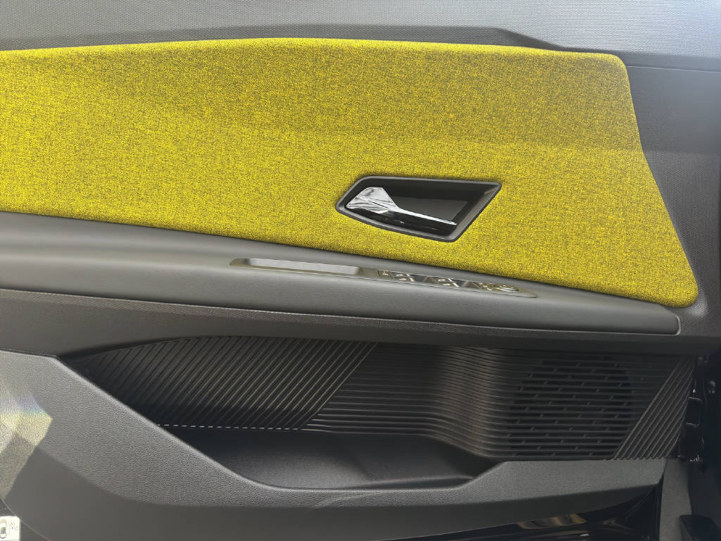 RENAULT R5 E-TECH ELECTRIC iconic five 150PS Comfort Range-image-6