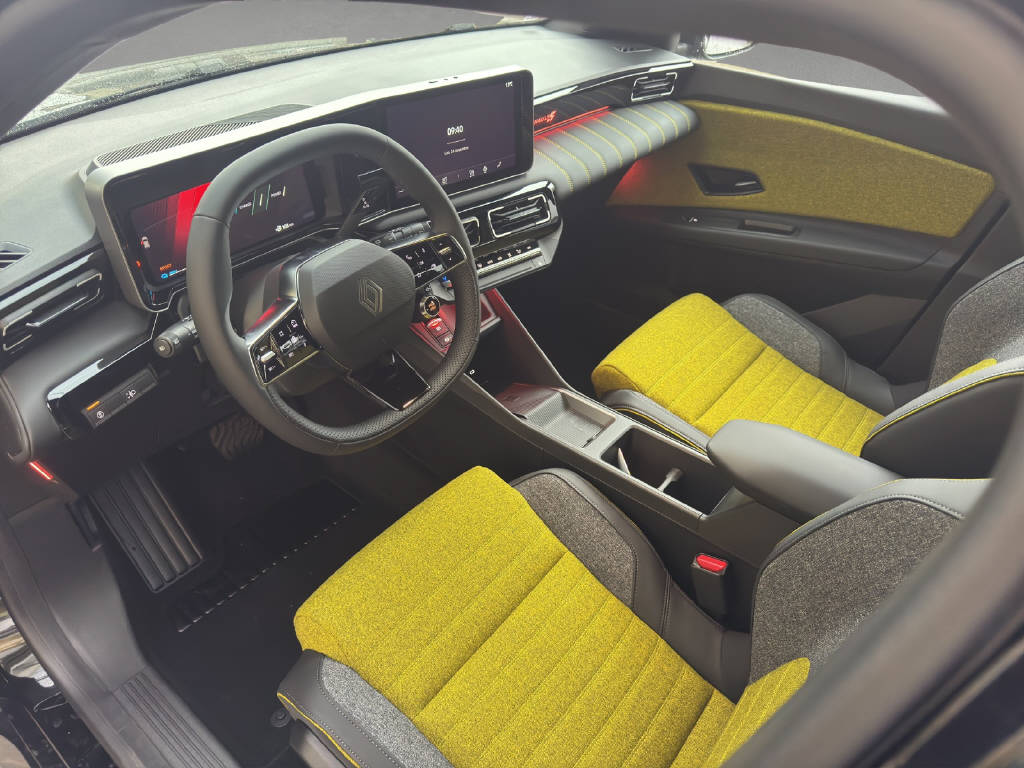 RENAULT R5 E-TECH ELECTRIC iconic five 150PS Comfort Range-image-7