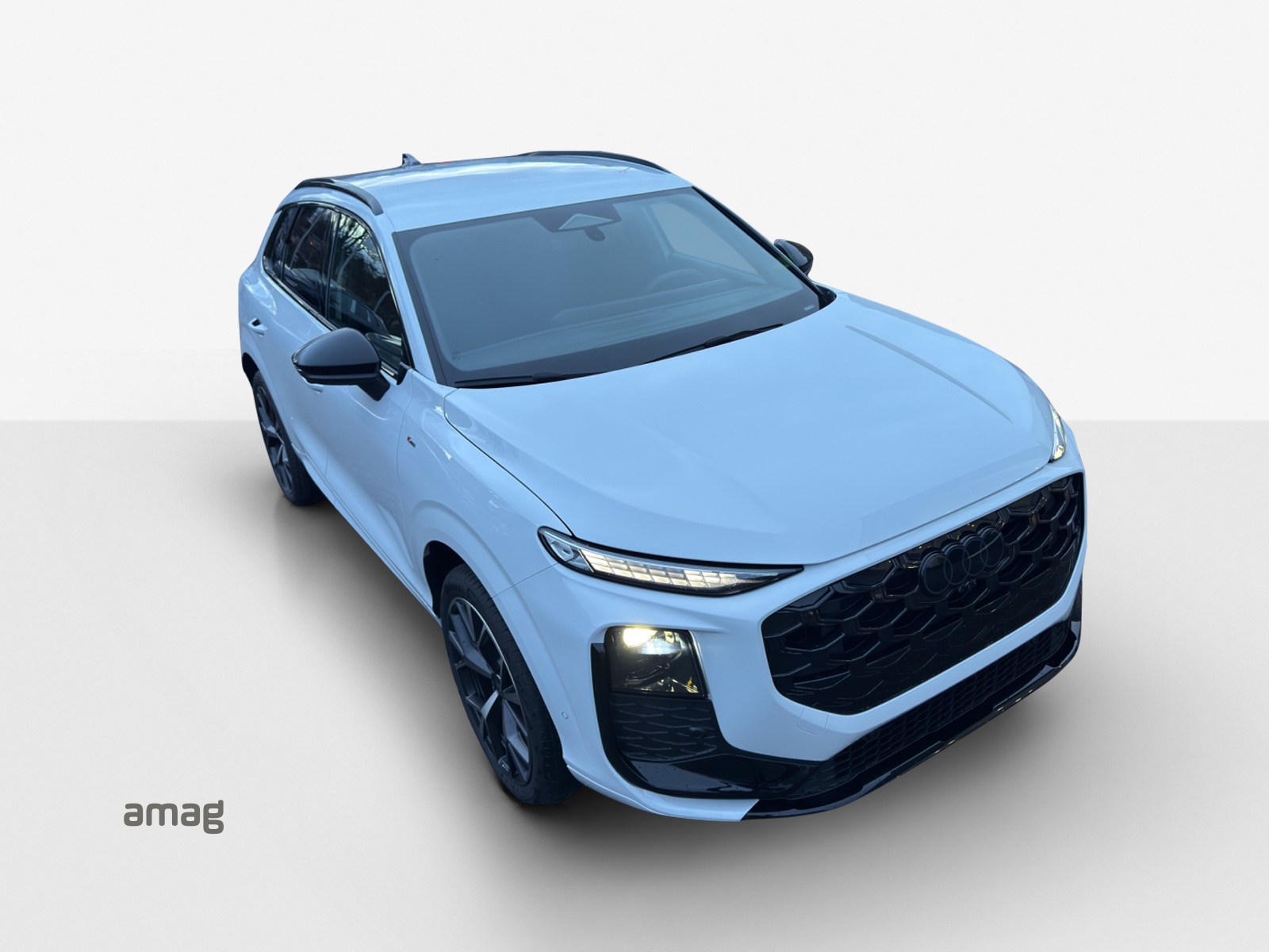 AUDI Q3 SUV 110 kW TFSI S tronic-image-15