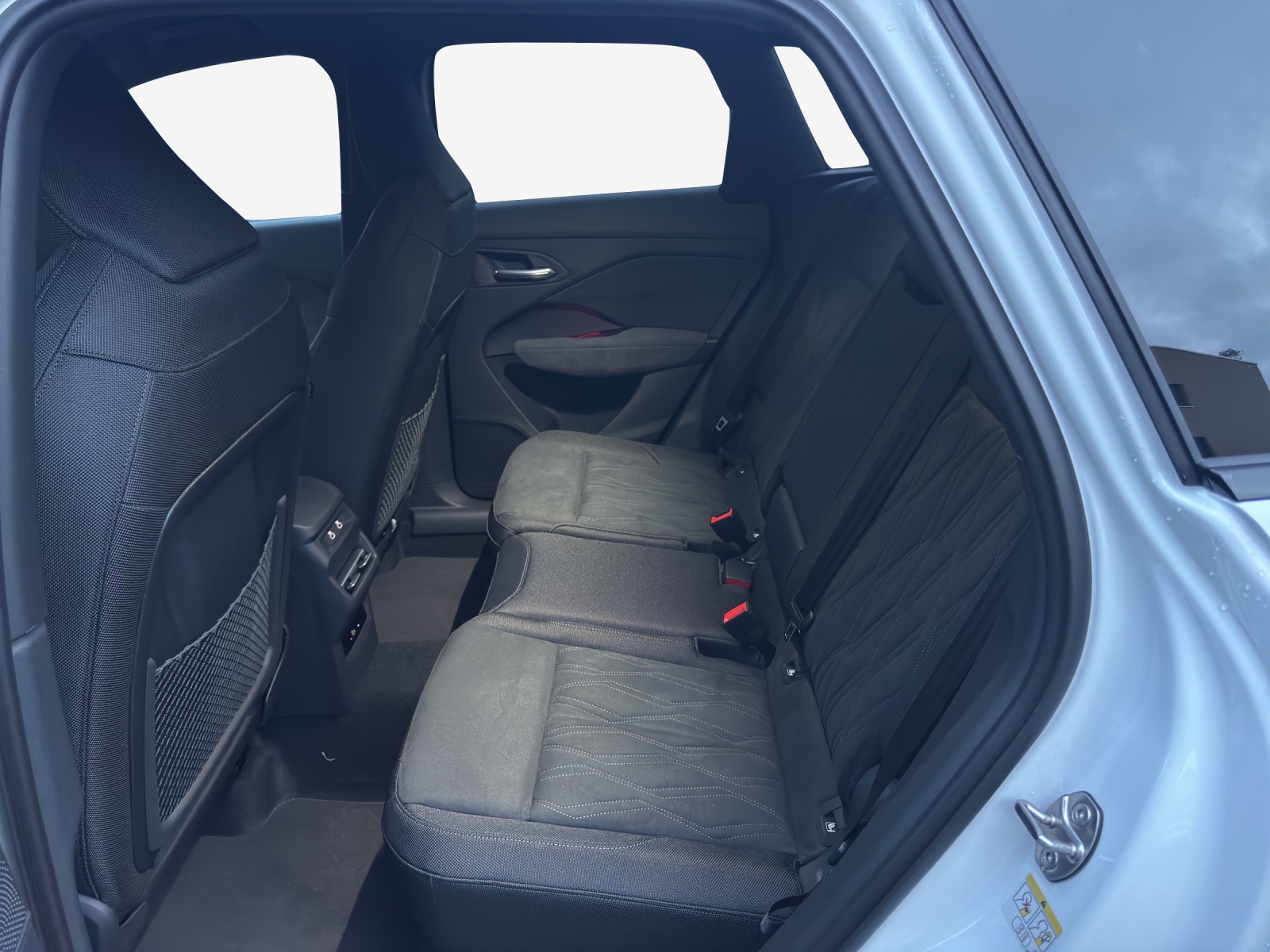 AUDI Q3 SUV 110 kW TFSI S tronic-image-11
