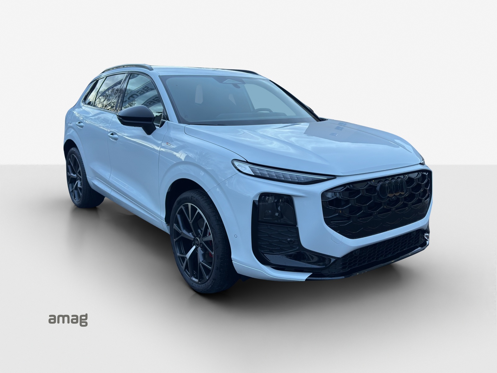 AUDI Q3 SUV 110 kW TFSI S tronic-image-5