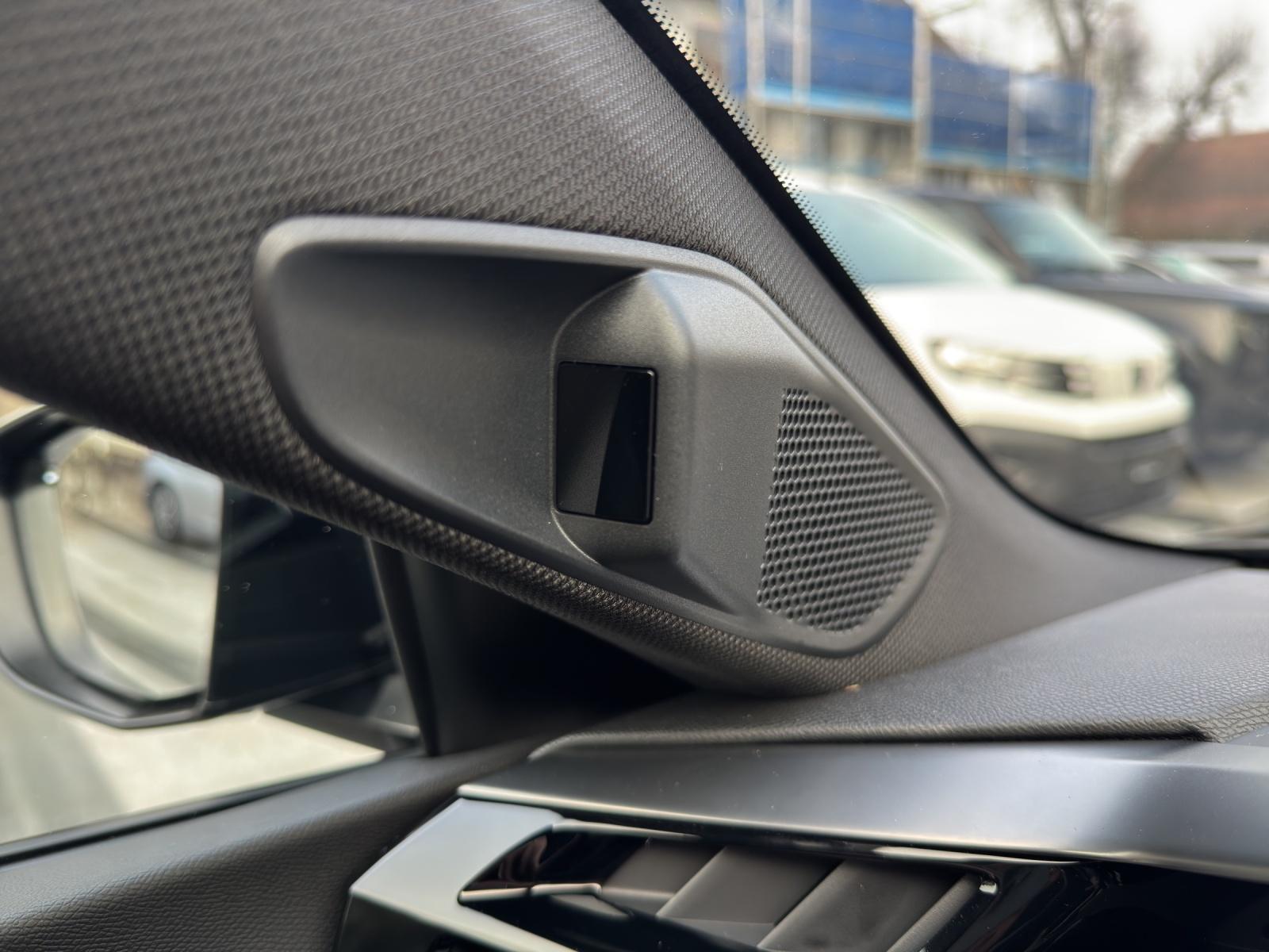 PEUGEOT 308 SW GT 1.6 PHEV 225-image-26
