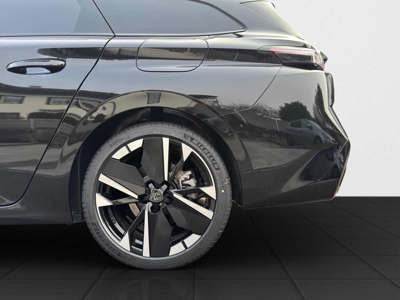 PEUGEOT 308 SW GT 1.6 PHEV 225-image-20