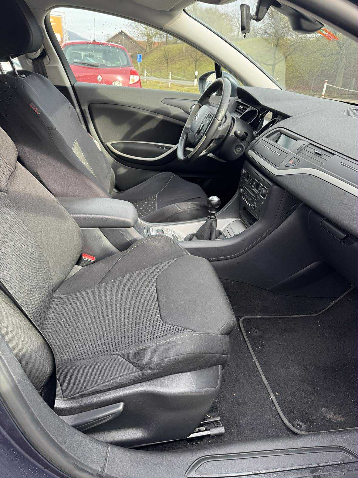 CITROEN C5 Tourer 1.6 Turbo Séduction-image-6