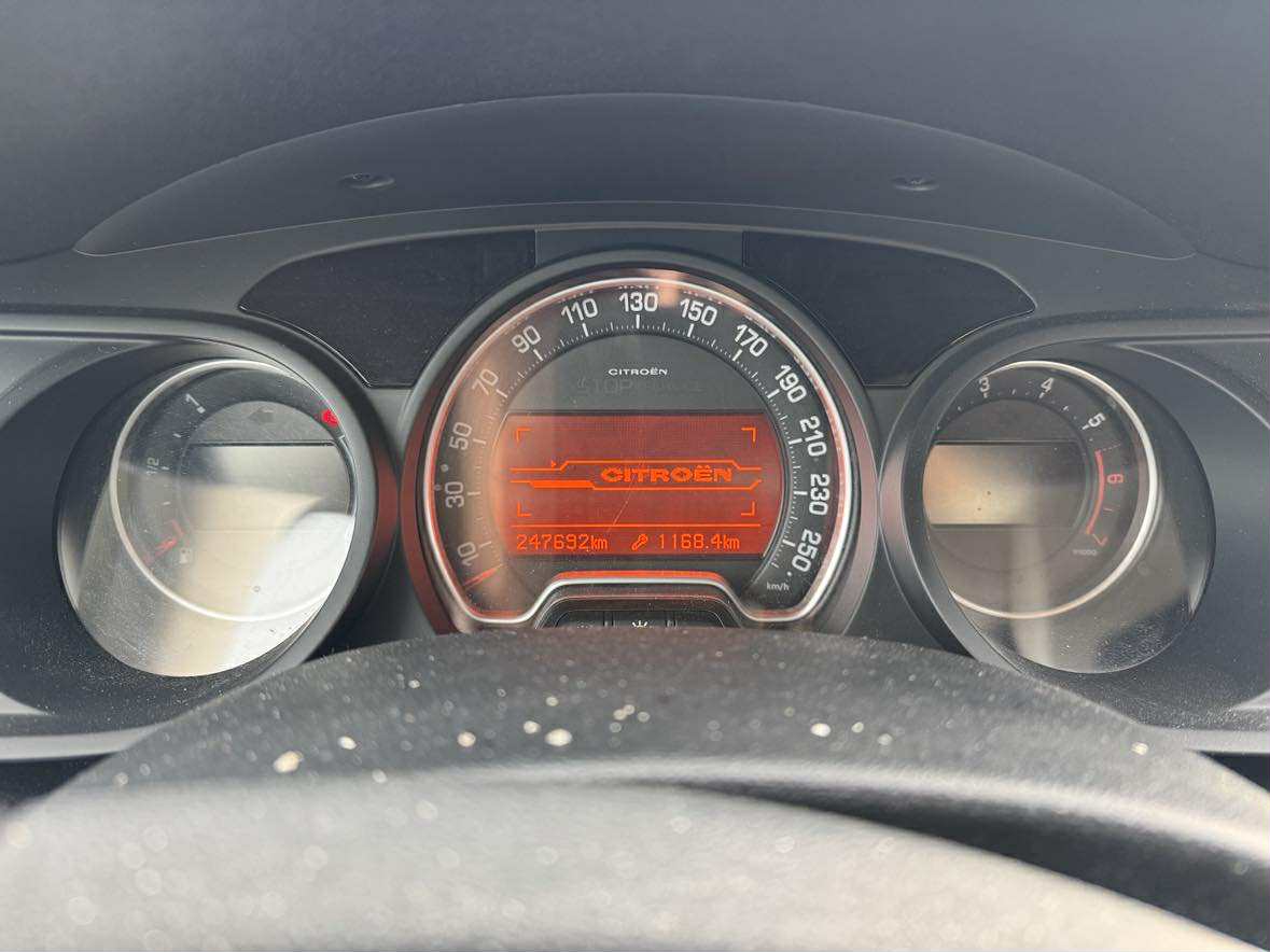 CITROEN C5 Tourer 1.6 Turbo Séduction-image-9