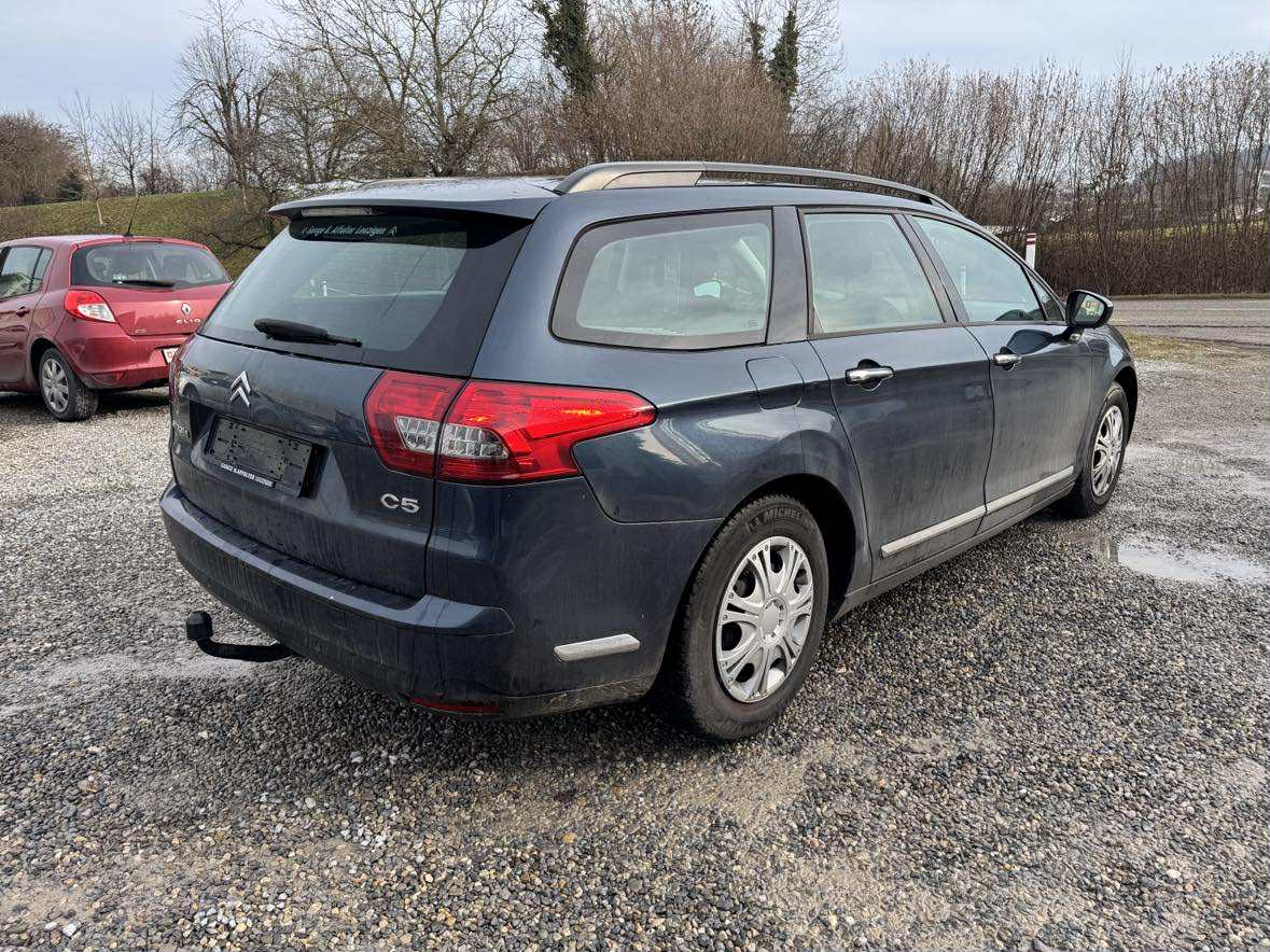 CITROEN C5 Tourer 1.6 Turbo Séduction-image-4