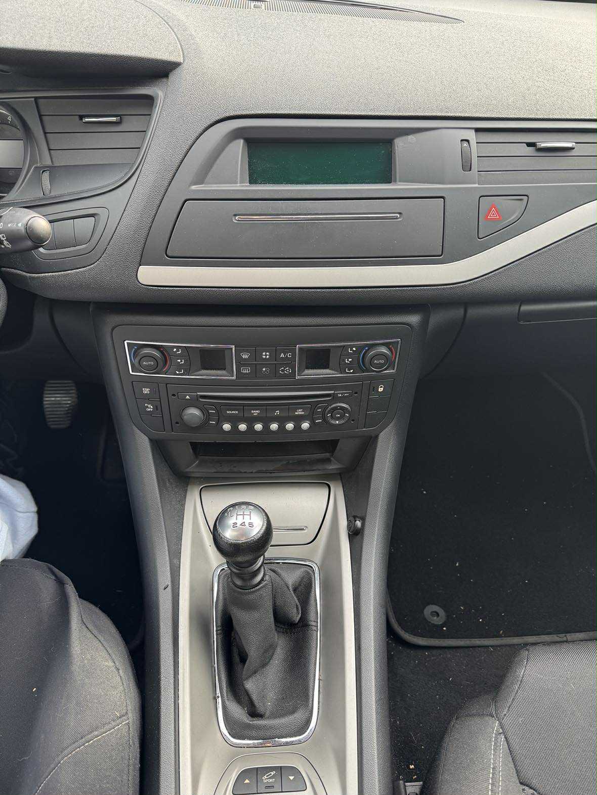 CITROEN C5 Tourer 1.6 Turbo Séduction-image-12