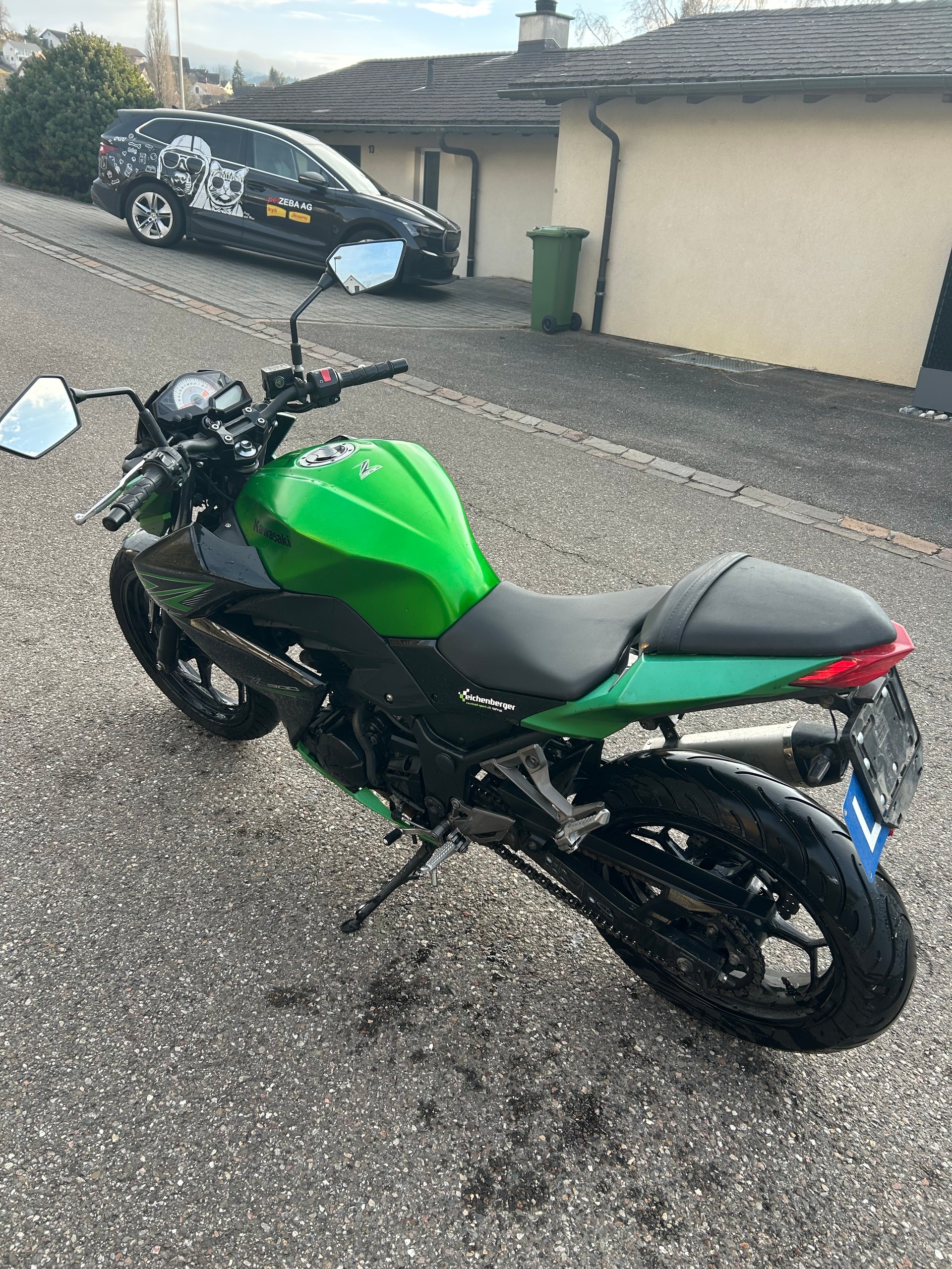 KAWASAKI Z 300-image-4