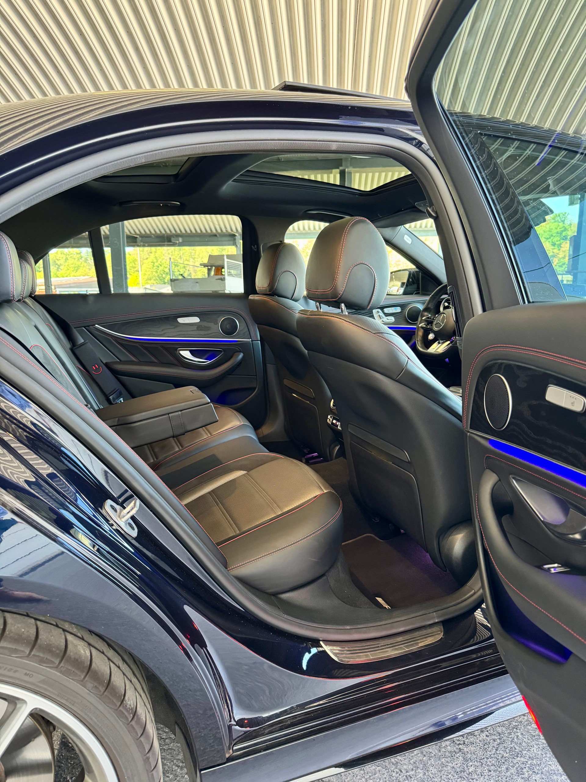 MERCEDES-BENZ AMG E 53 4Matic+ Speedshift 9G-TCT-image-3