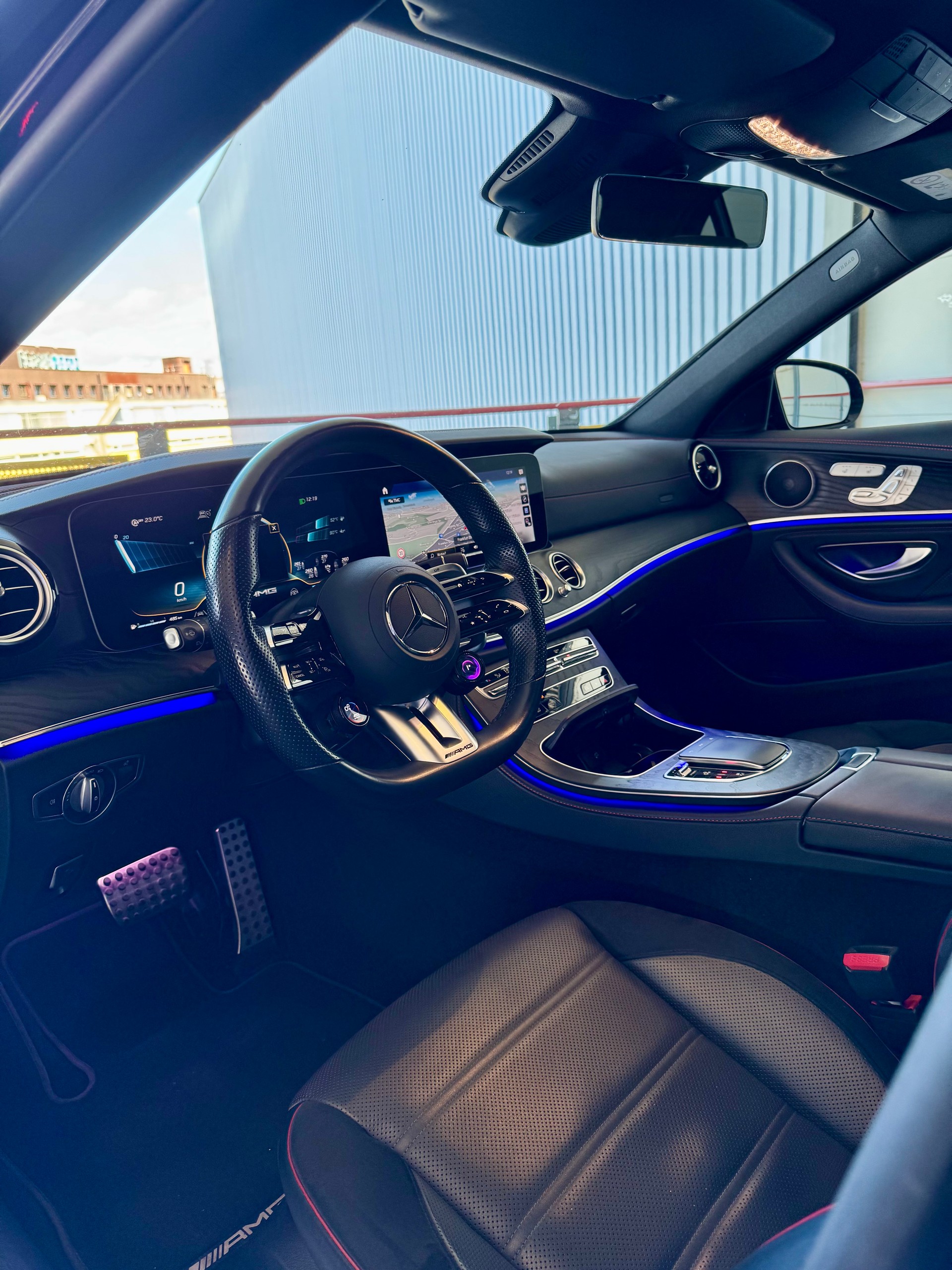 MERCEDES-BENZ AMG E 53 4Matic+ Speedshift 9G-TCT-image-4
