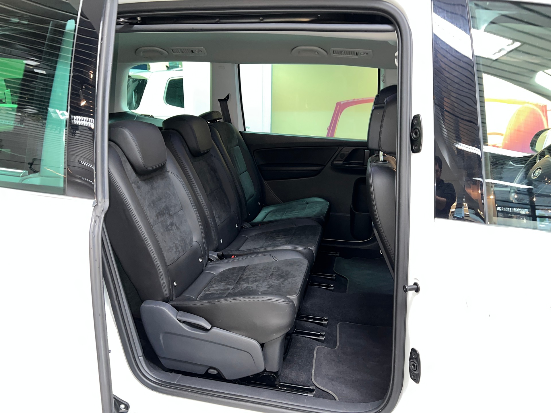 VW Sharan 2.0 TDI BMT Highline 4Motion DSG / AHK 2400KG-image-5
