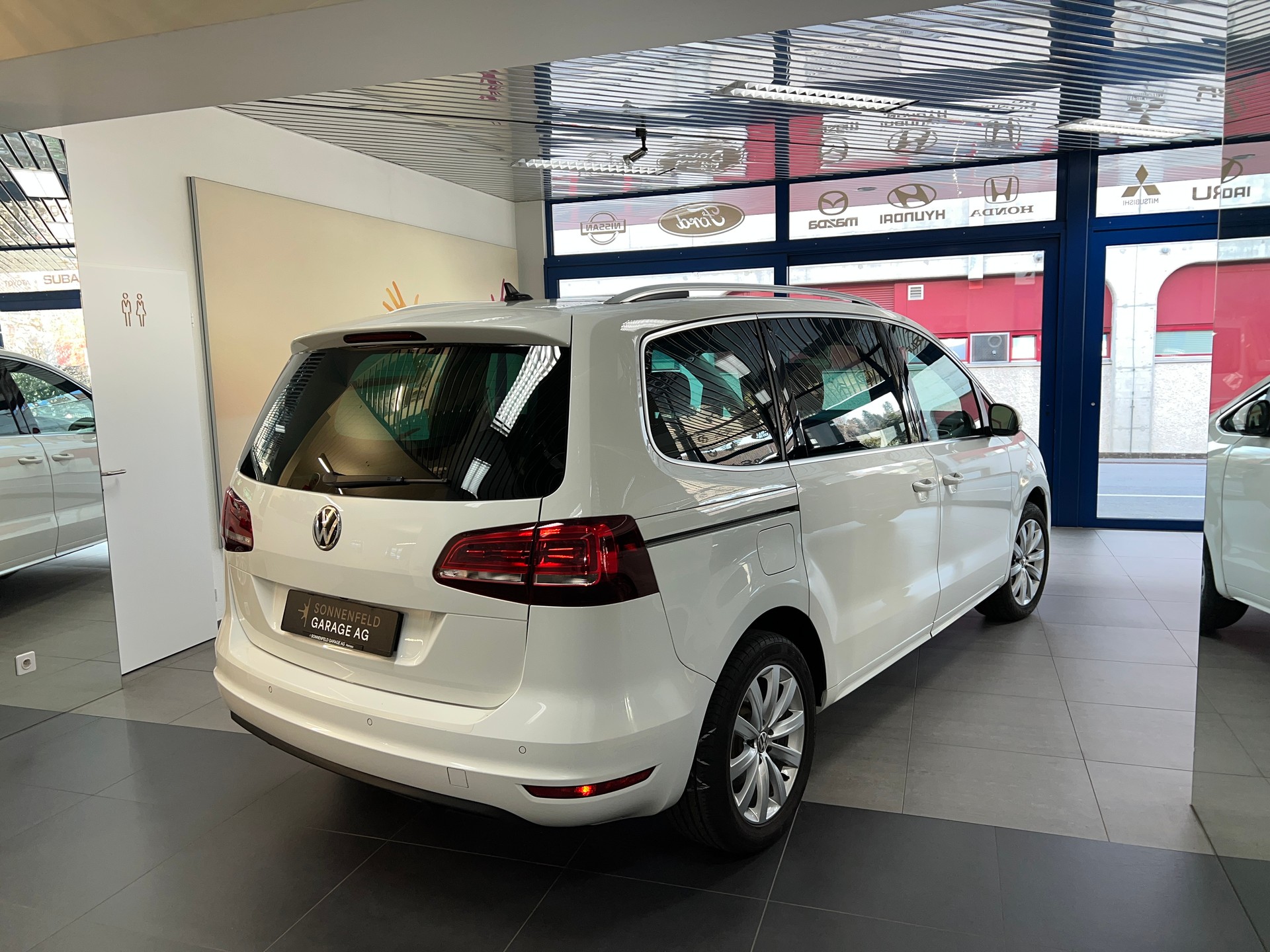 VW Sharan 2.0 TDI BMT Highline 4Motion DSG / AHK 2400KG-image-4