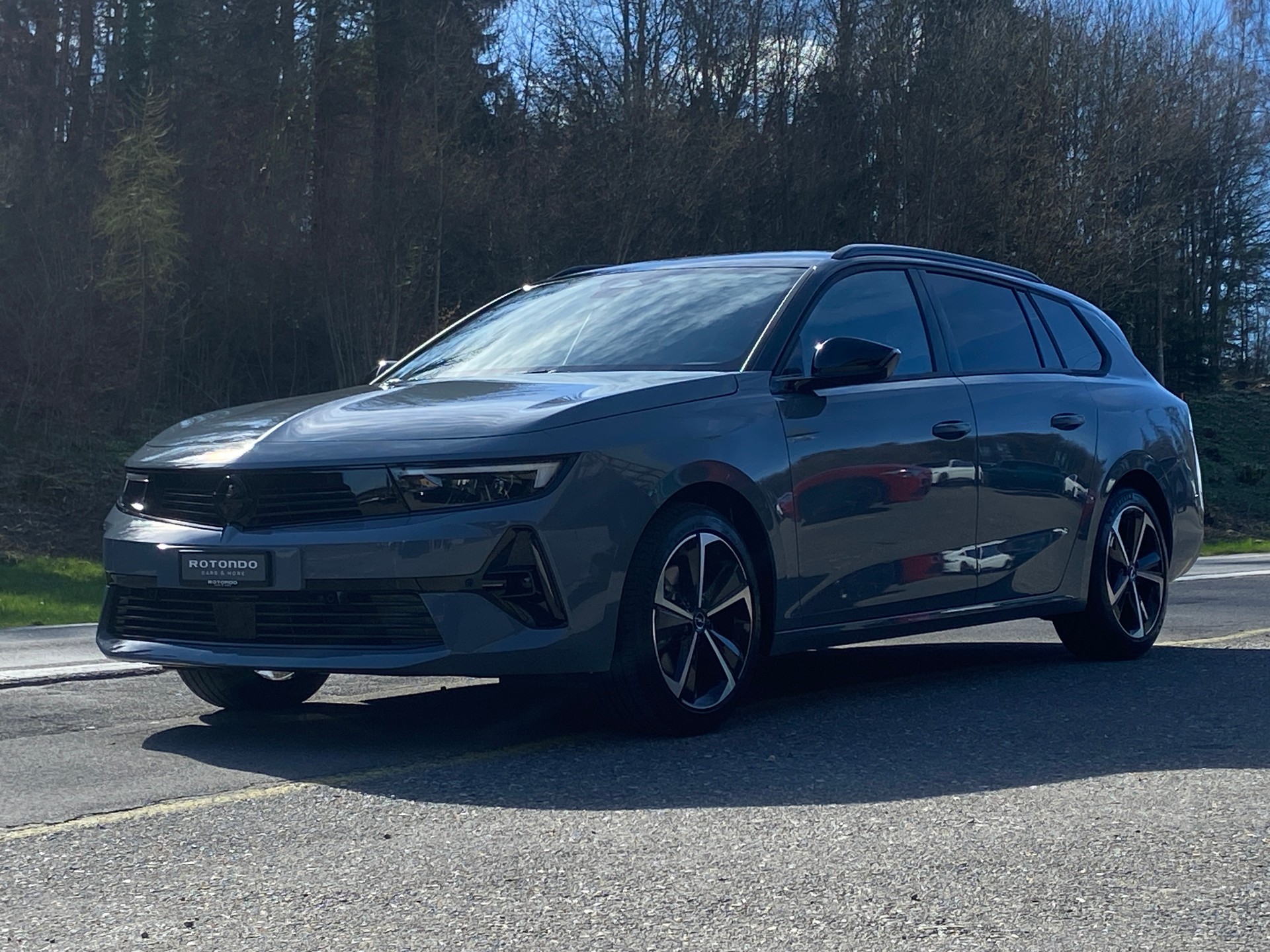 OPEL Astra Sports Tourer 1.2i Turbo GS Automat-image-15