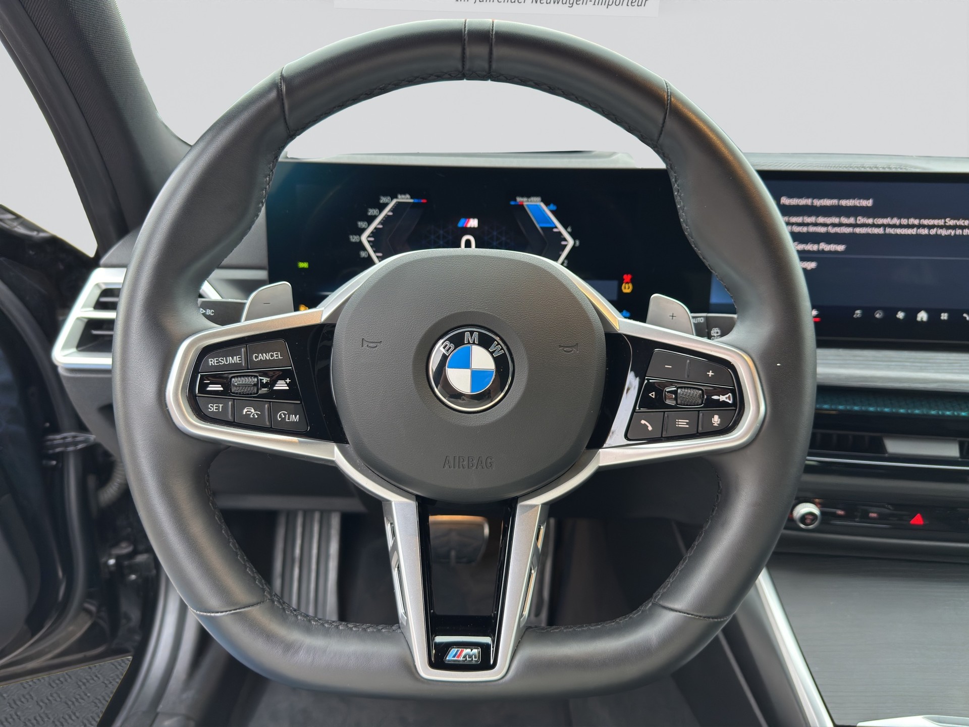 BMW 320d xDrive 48V Touring M Sport Steptronic-image-9