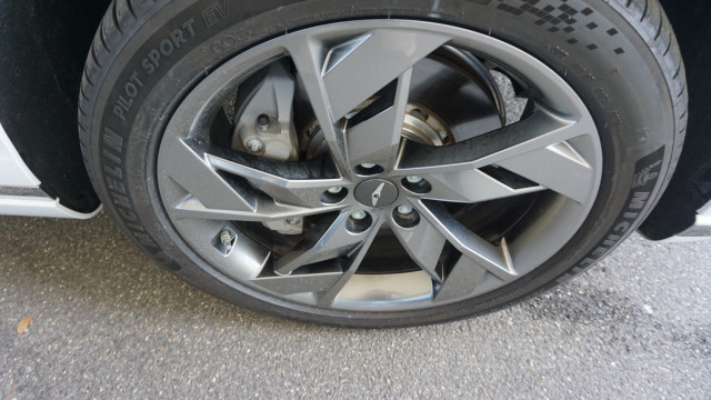 GENESIS GV70 Elec.Sport 77,4 AWD-image-6