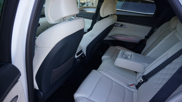 GENESIS GV70 Elec.Sport 77,4 AWD-image-8
