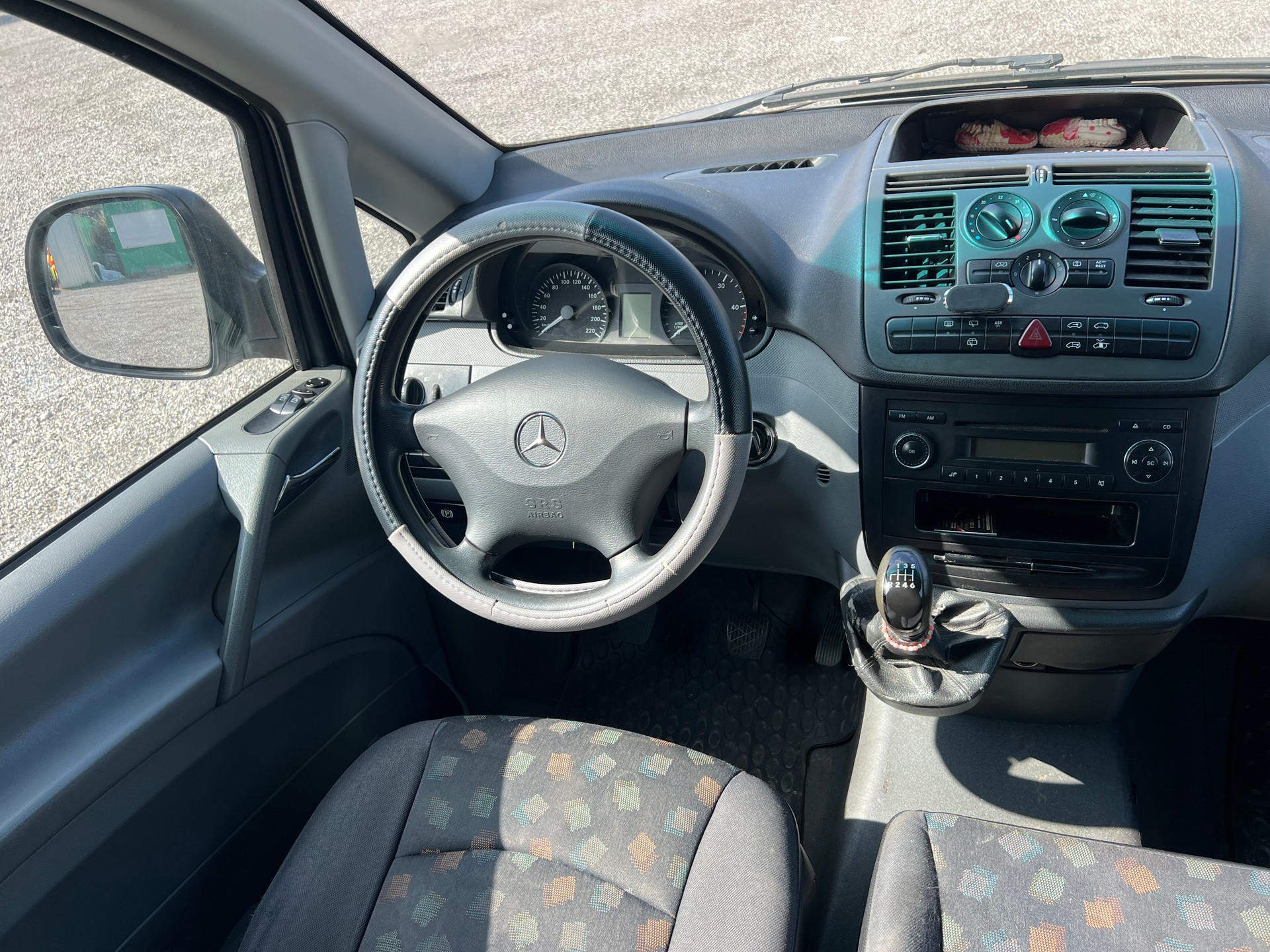 MERCEDES-BENZ Vito 111 CDI 9 places-image-11