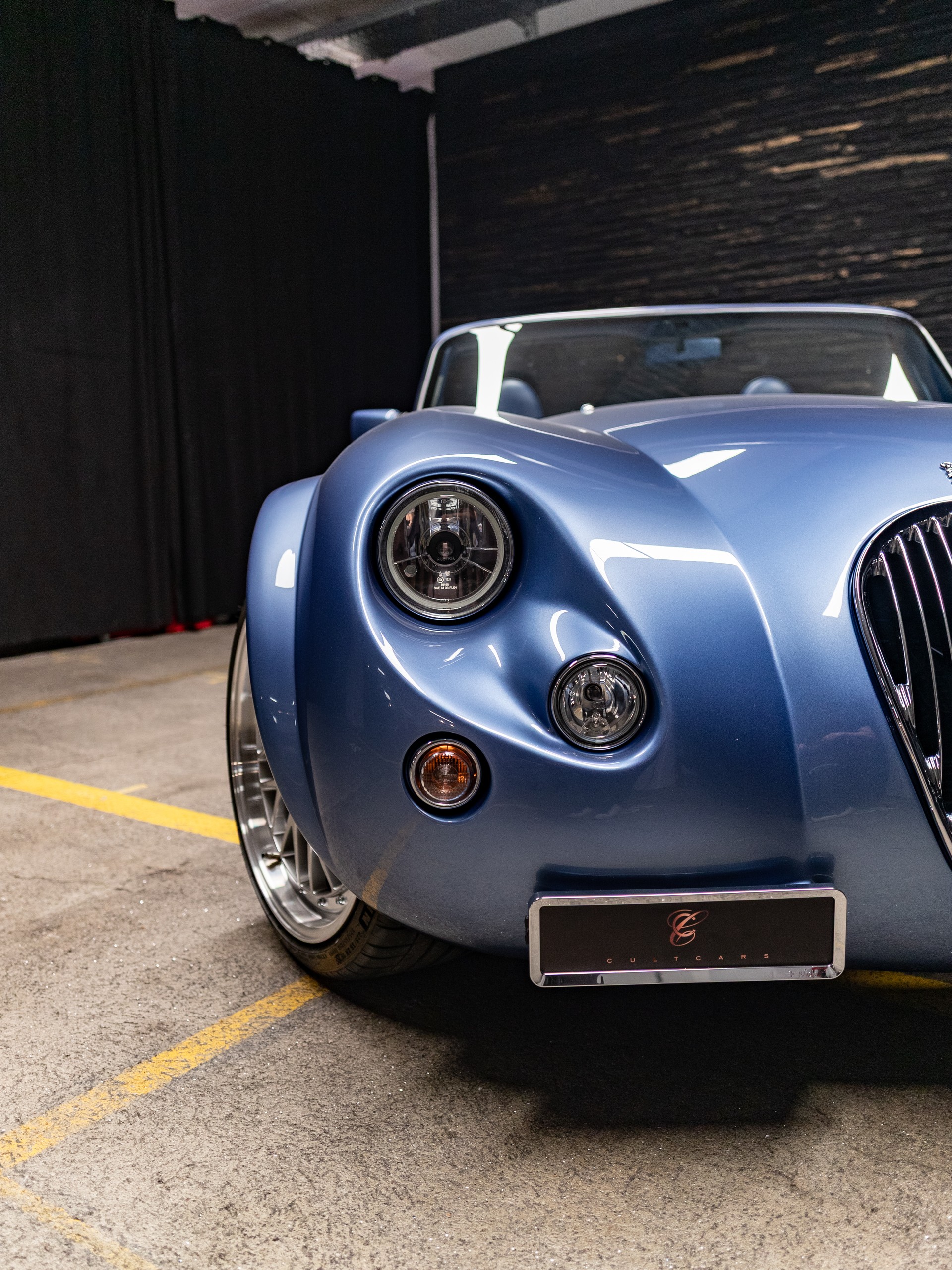 WIESMANN Roadster MF3-image-11