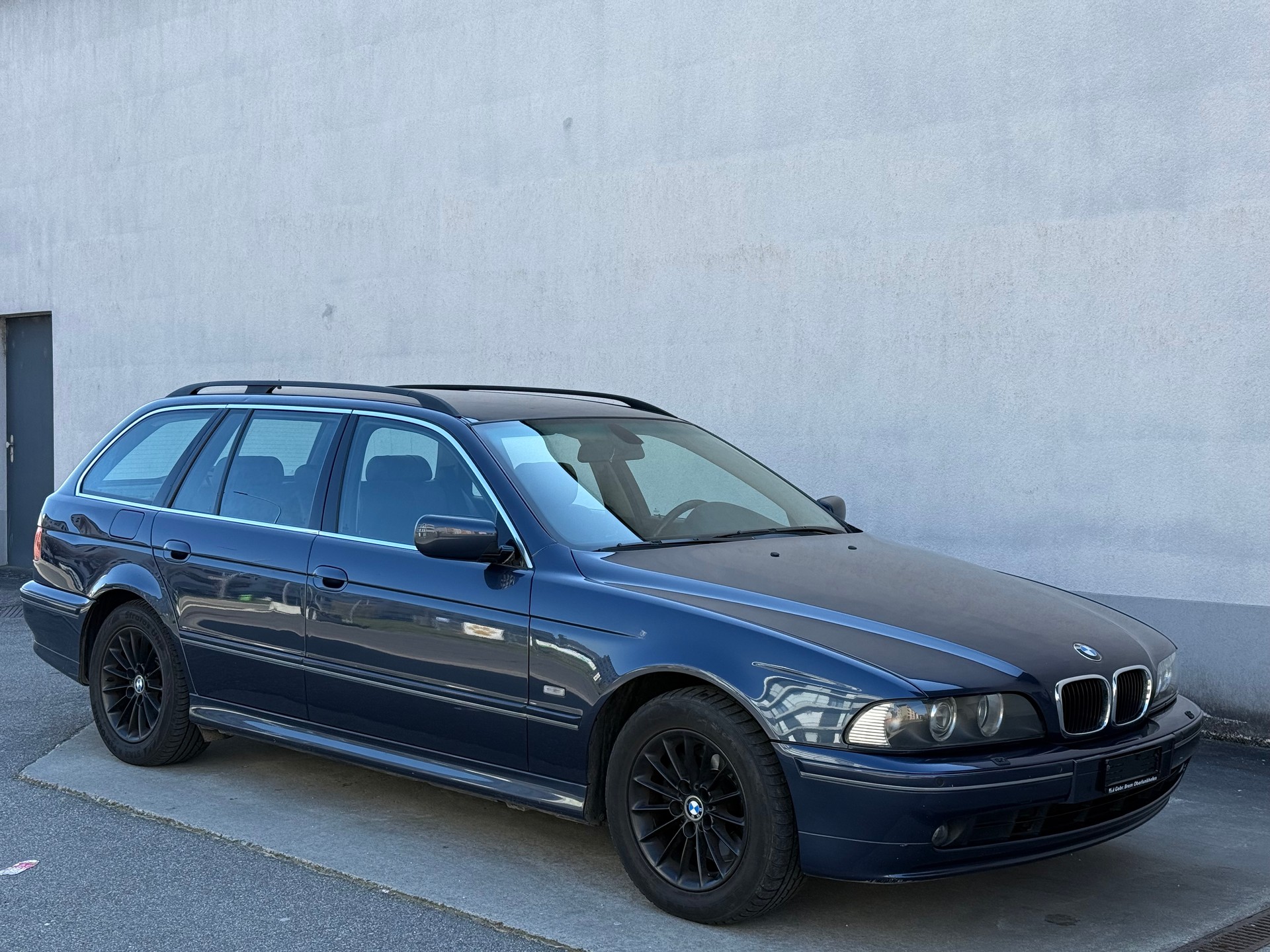 BMW 530d Touring-image-6