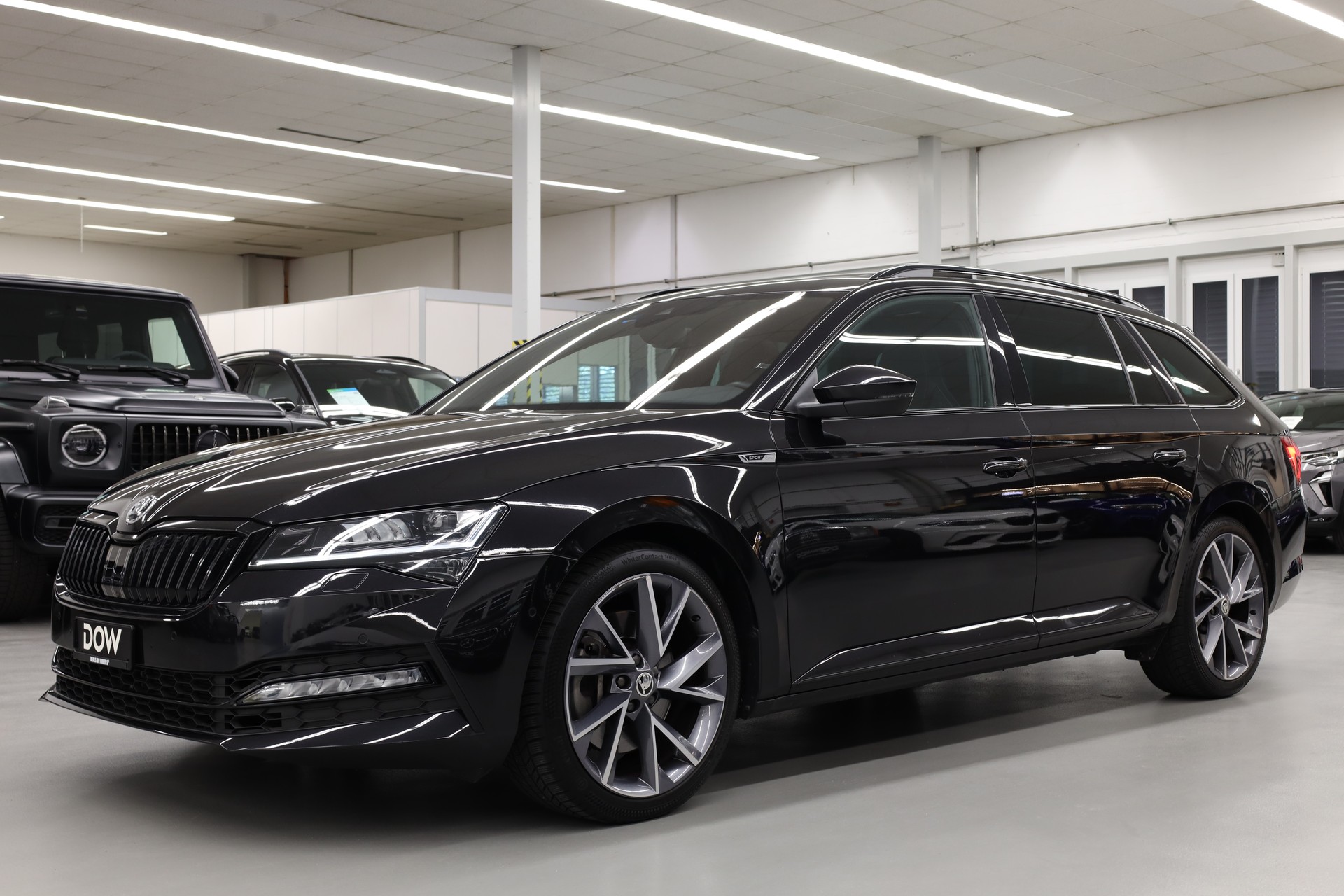SKODA Superb Combi 2.0 TSI 280 SportLine 4x4 DSG-image-3