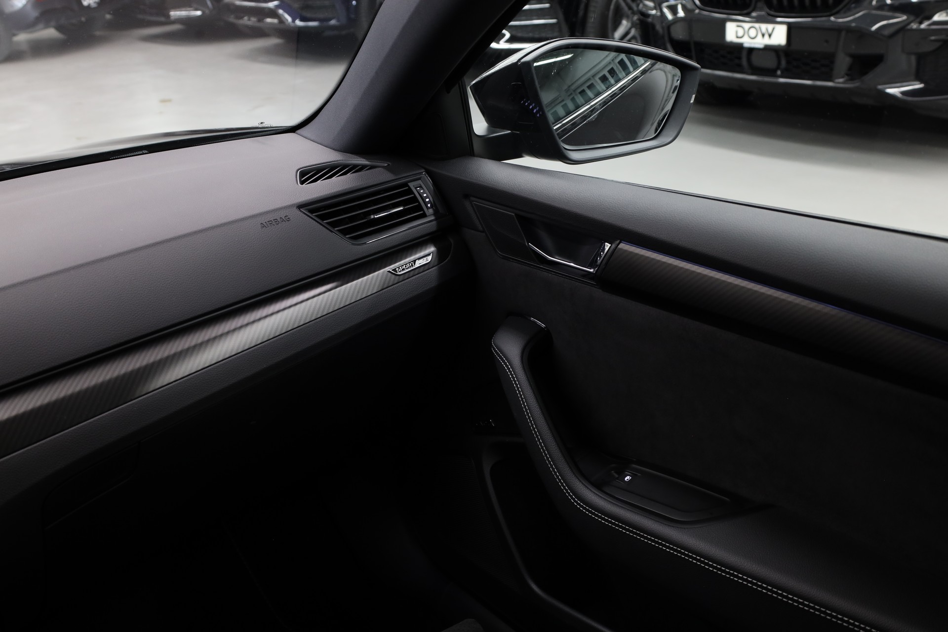SKODA Superb Combi 2.0 TSI 280 SportLine 4x4 DSG-image-21