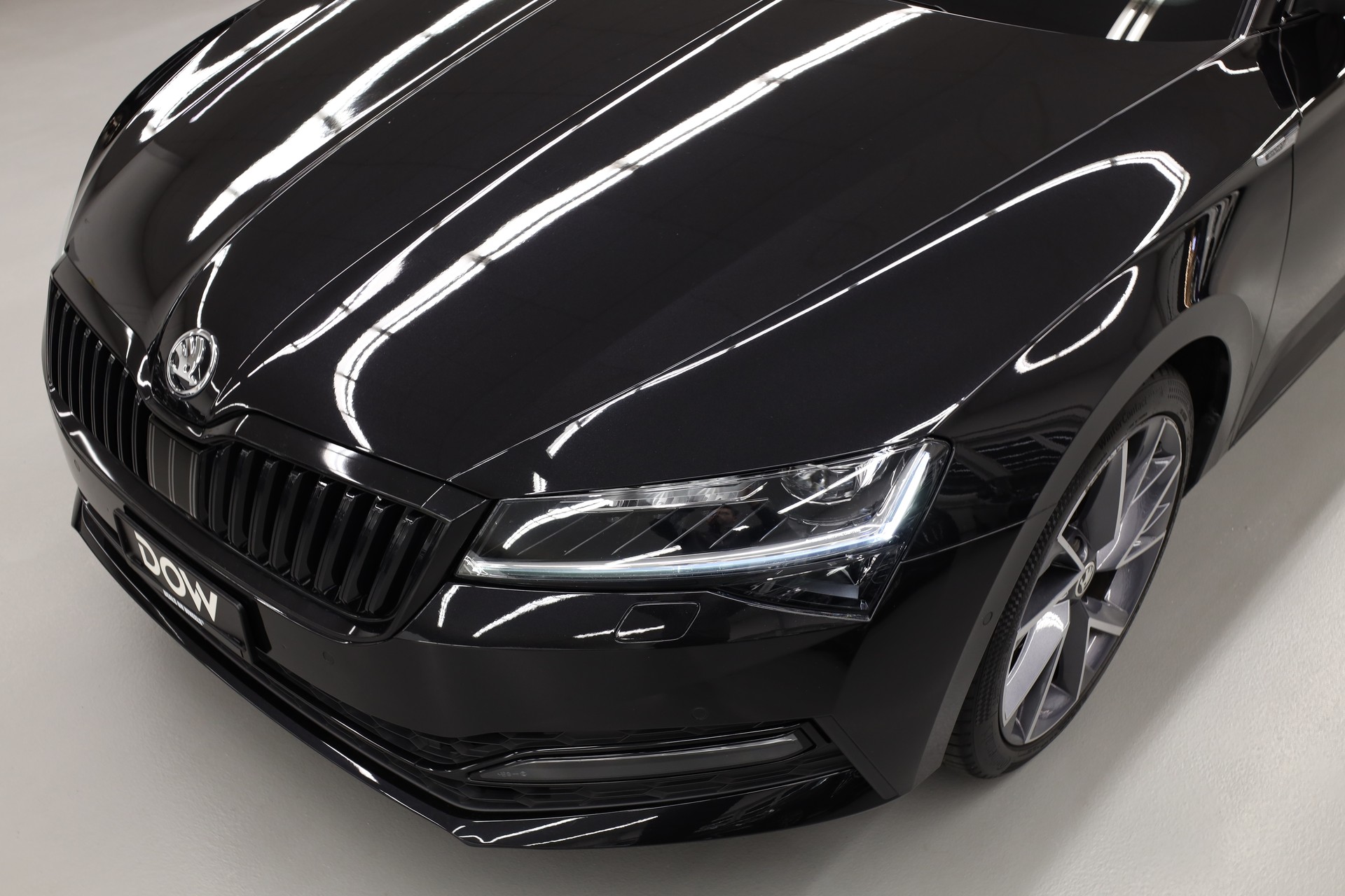 SKODA Superb Combi 2.0 TSI 280 SportLine 4x4 DSG-image-5