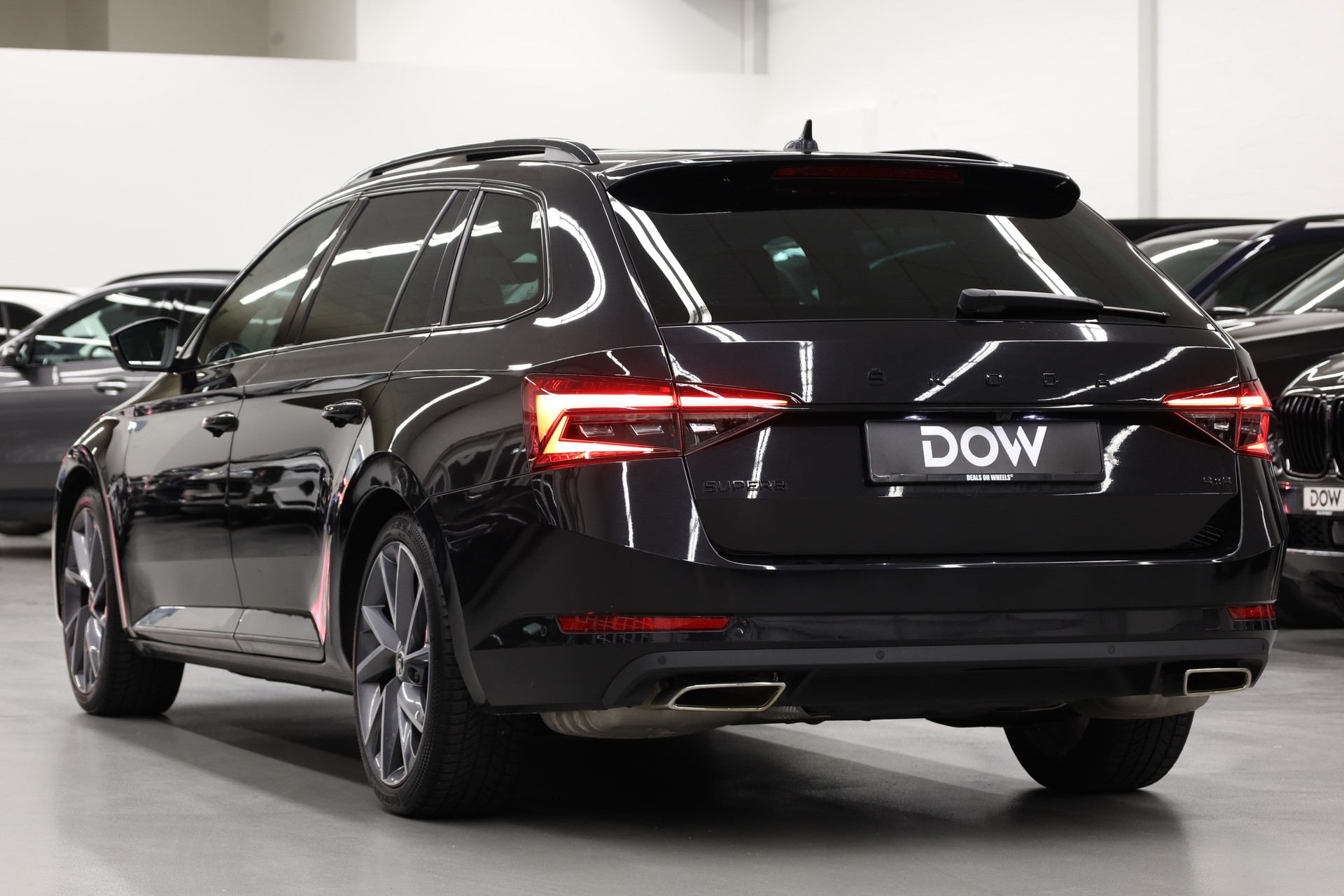 SKODA Superb Combi 2.0 TSI 280 SportLine 4x4 DSG-image-7