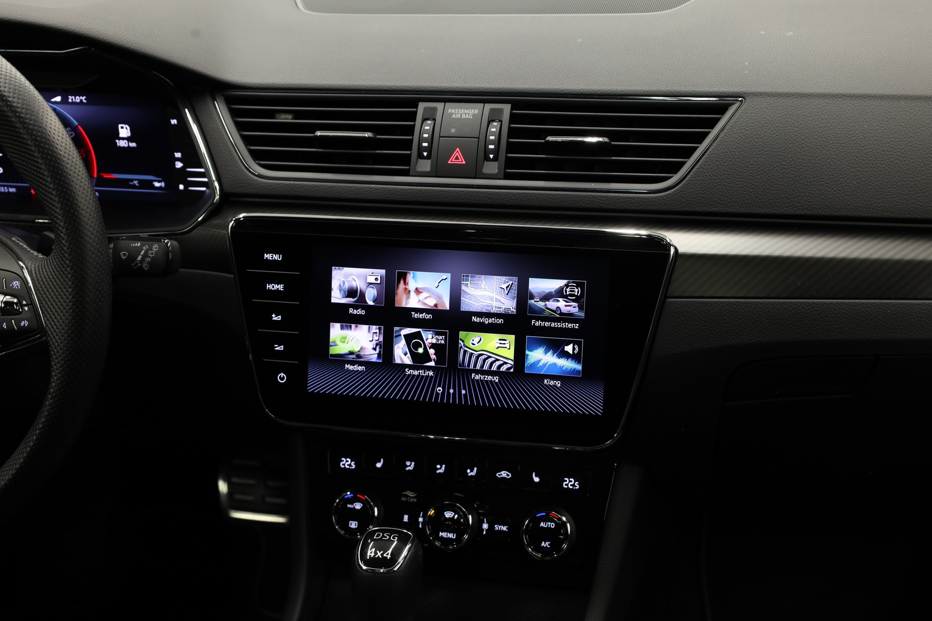 SKODA Superb Combi 2.0 TSI 280 SportLine 4x4 DSG-image-19