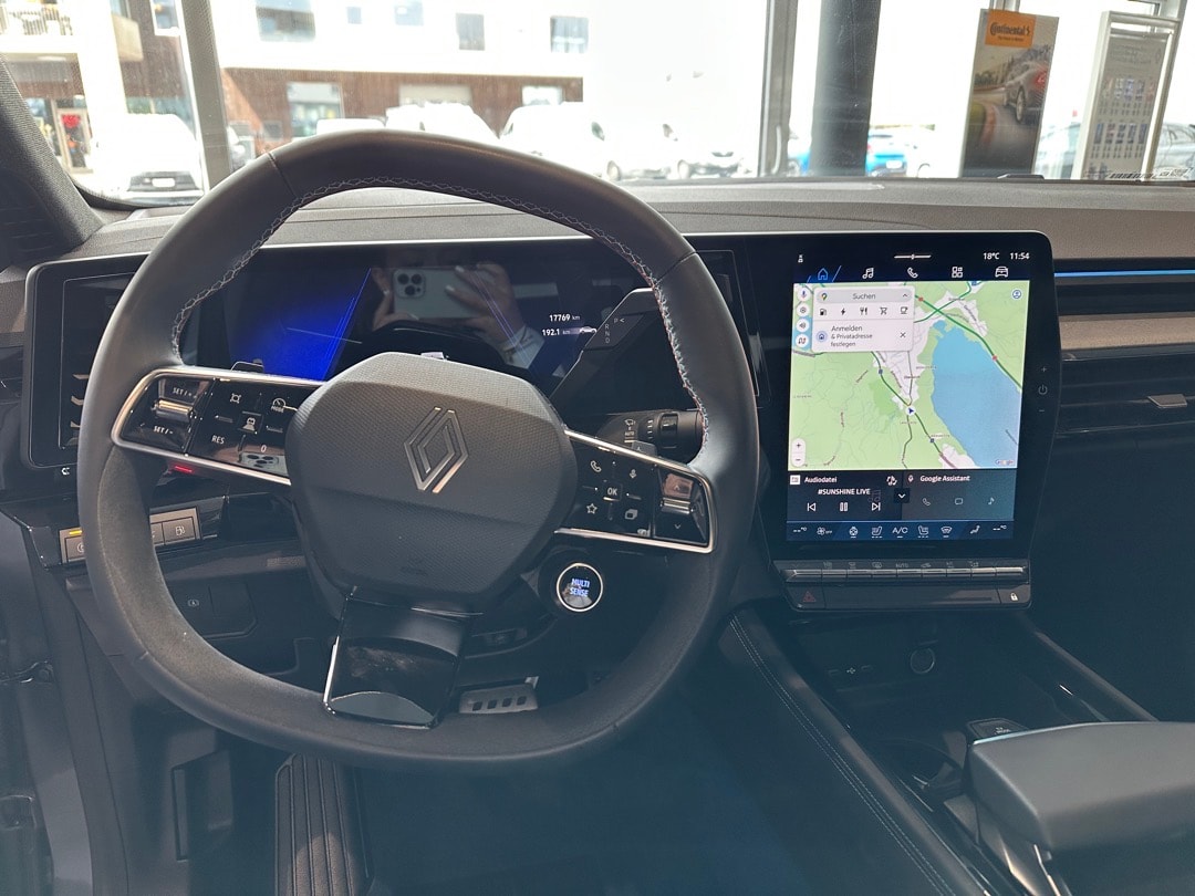 RENAULT Rafale 1.2 E-Tech Plug-in Hybrid 300 4x4 Esprit Alpine-image-13