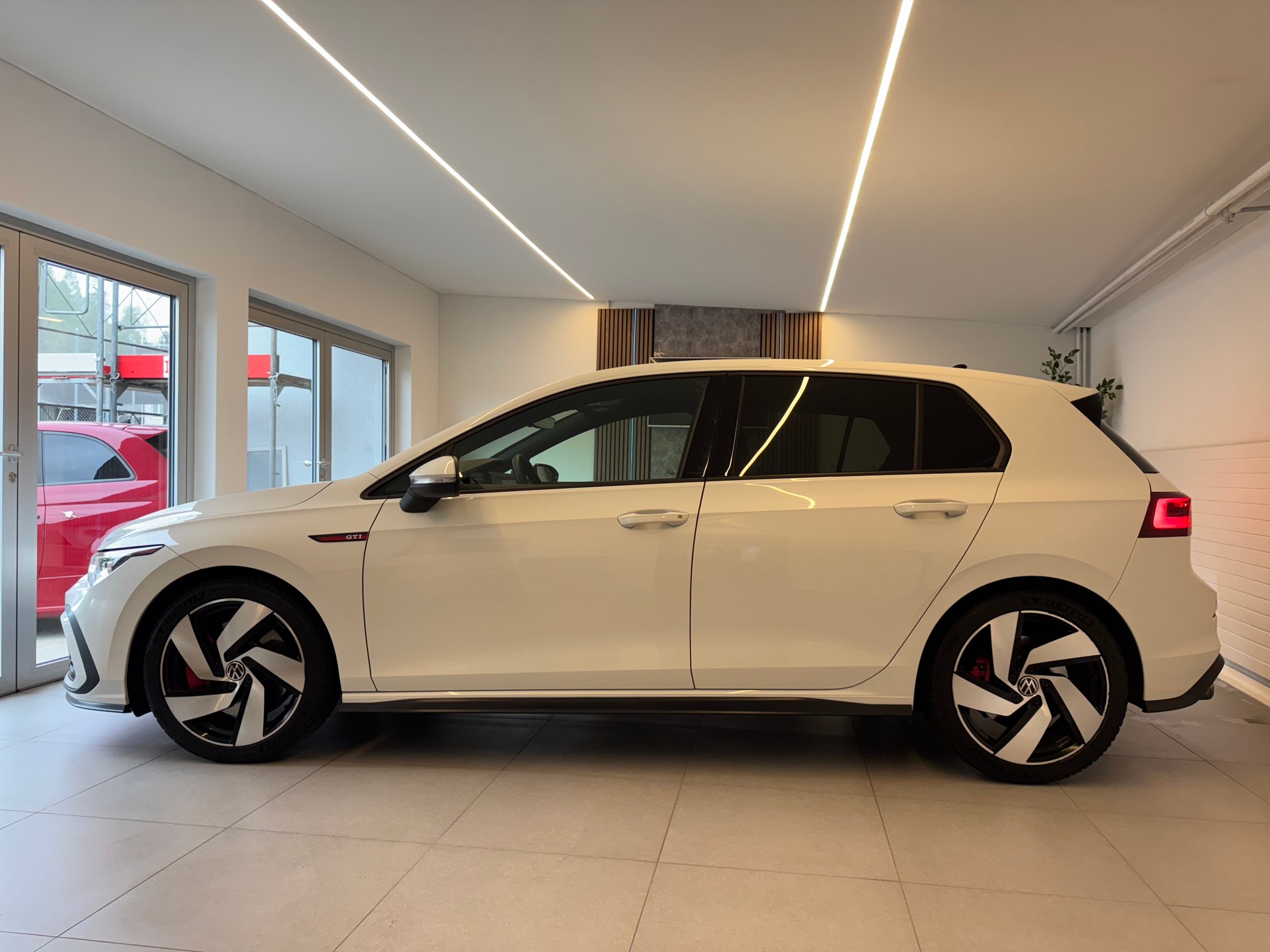 VW Golf 2.0 TSI GTI DSG-image-6